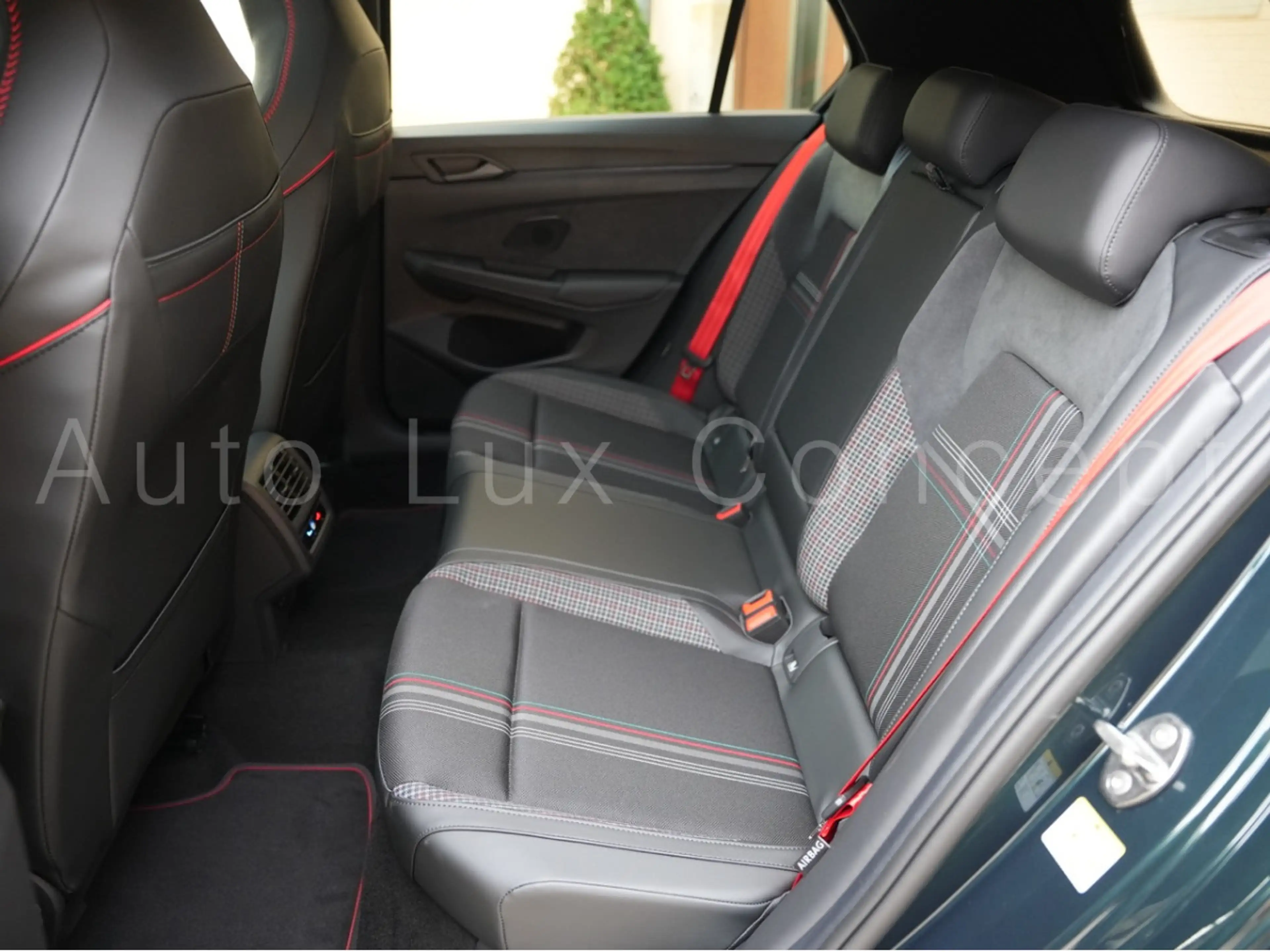 Volkswagen Golf GTI Edition 50 Performance-Paket/Pano/360/HUD/Harman — photo 9