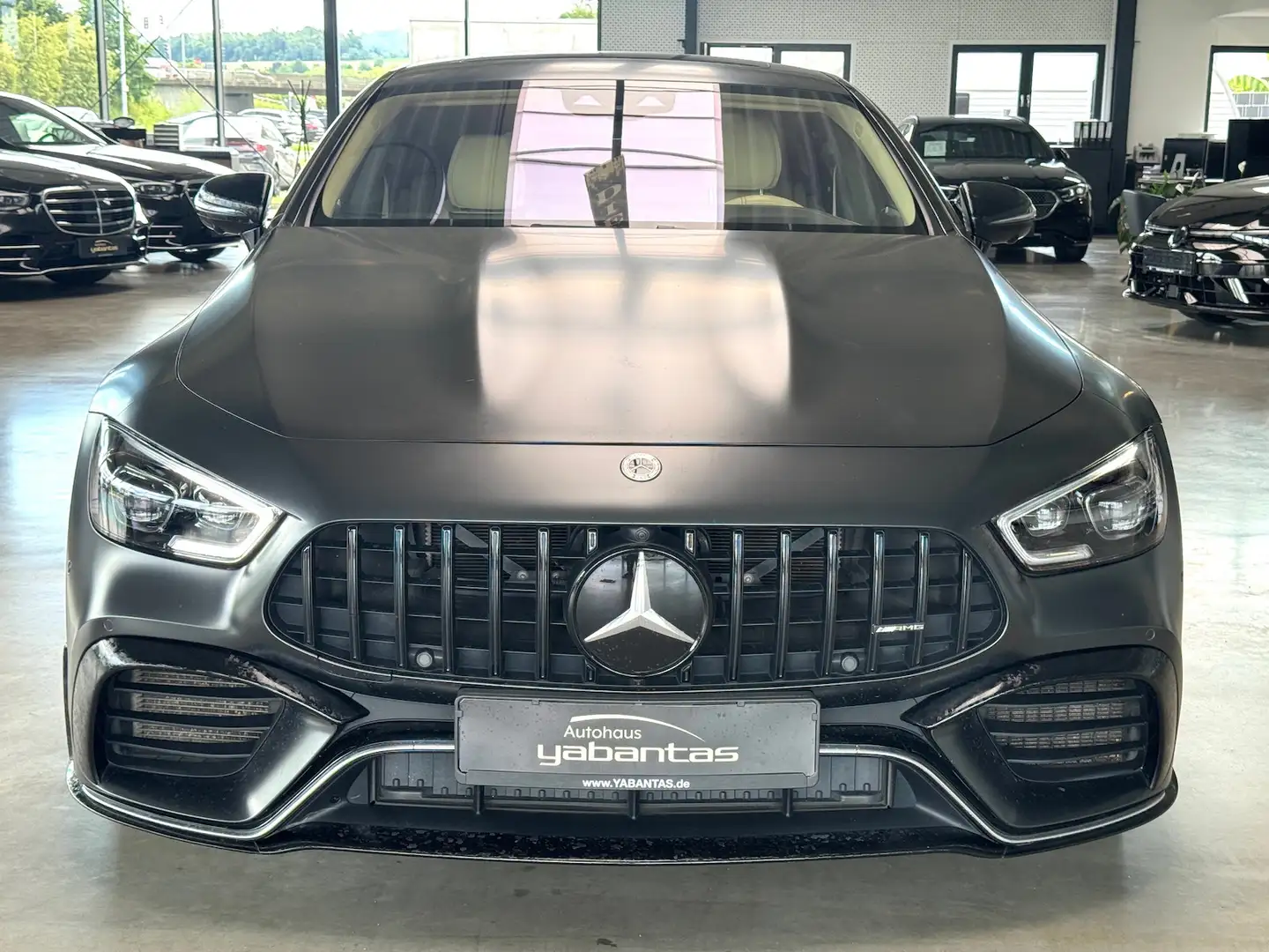 Mercedes-Benz AMG GT 63 4M+ DISTRONIC+ AIRMATIC Aerodynamik KEYLESS-GO Noir - 2