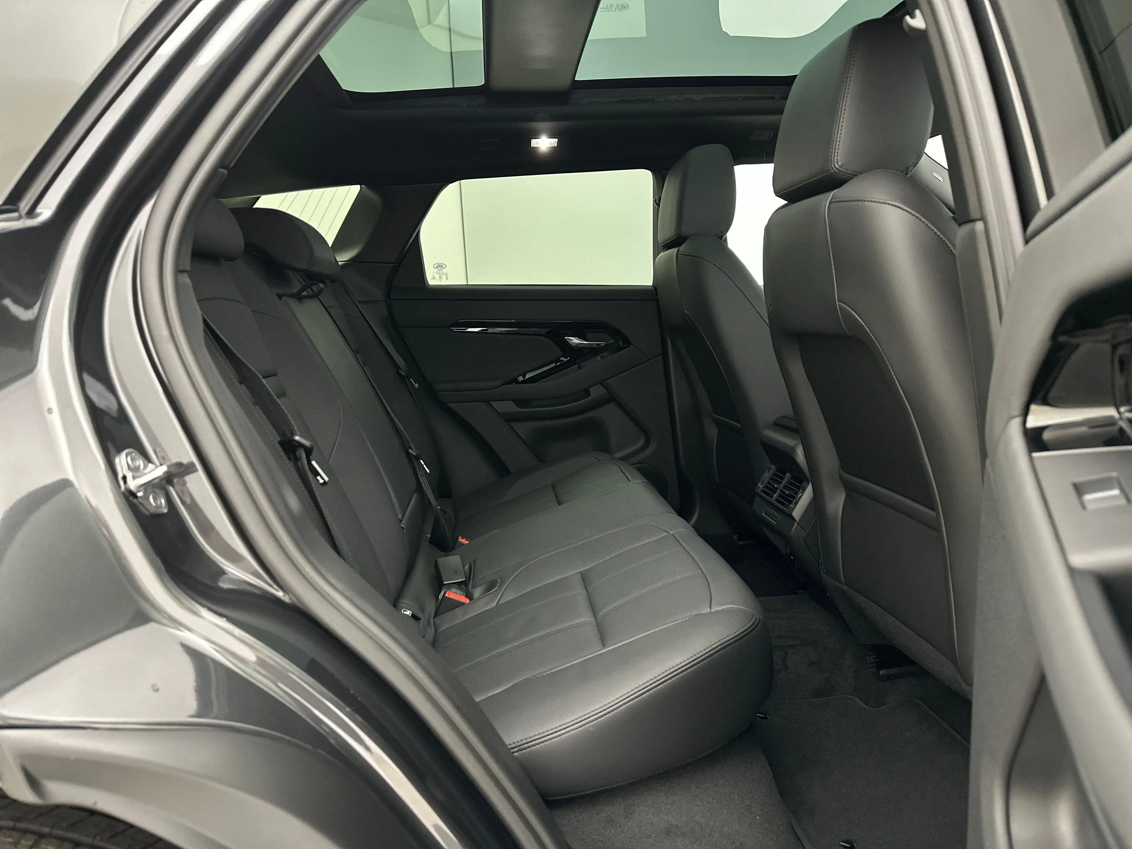 Land Rover Range Rover Evoque P160 S FWD Auto. 26.5MY — photo 5