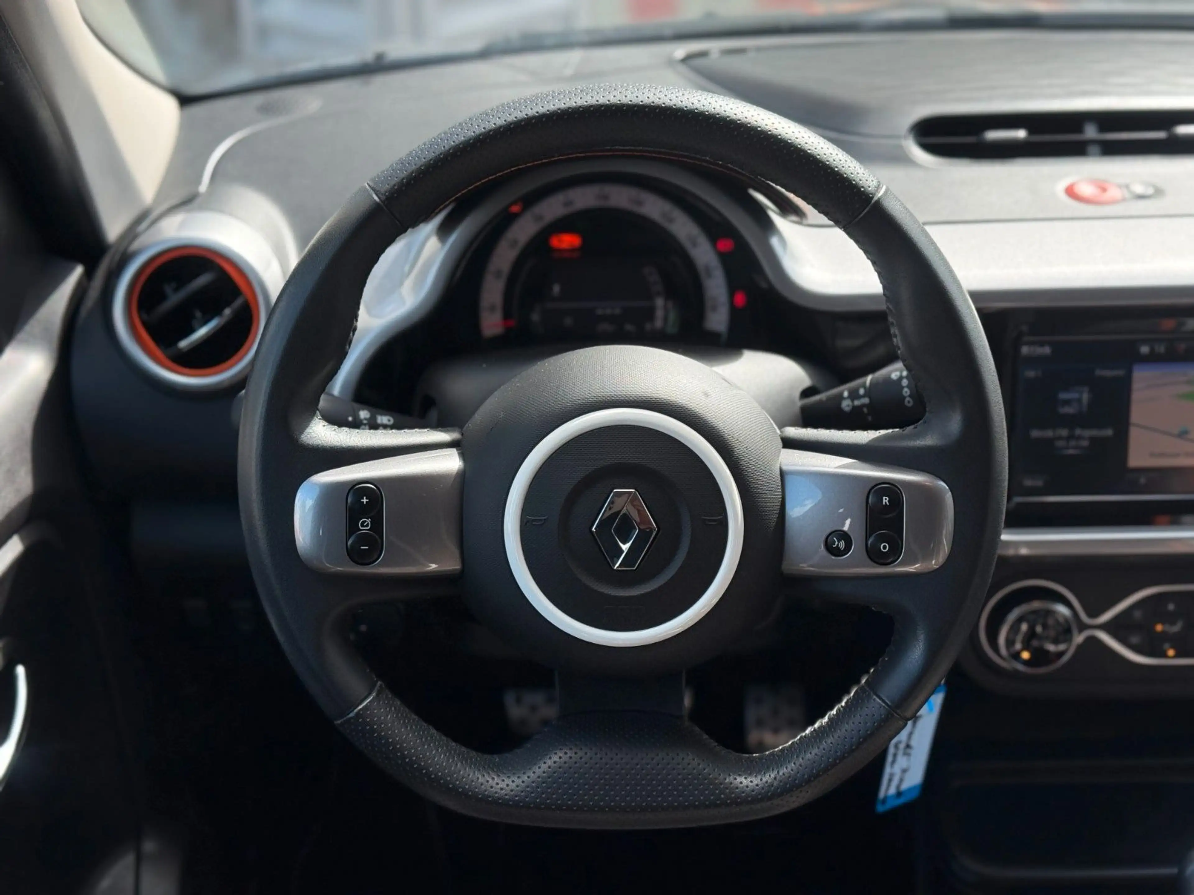 Renault Twingo GT Sport 109PS NAVI KAMERA S-HEFT 8xALU — photo 14