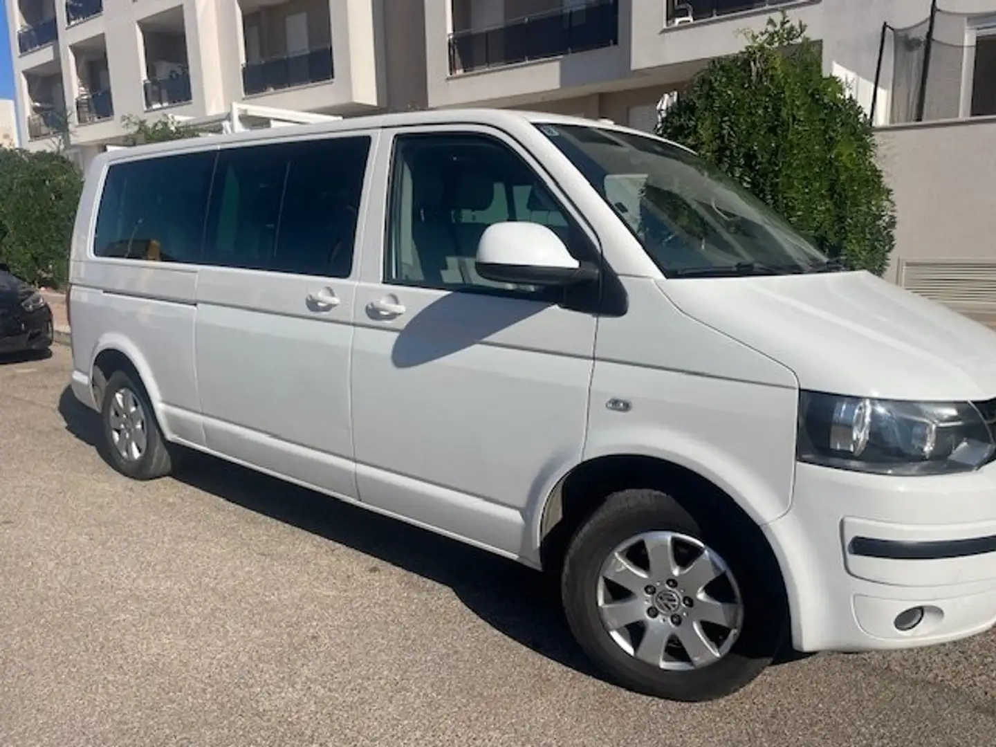 Volkswagen T5 Caravelle minivan caravelle 9 posti Bianco - 1
