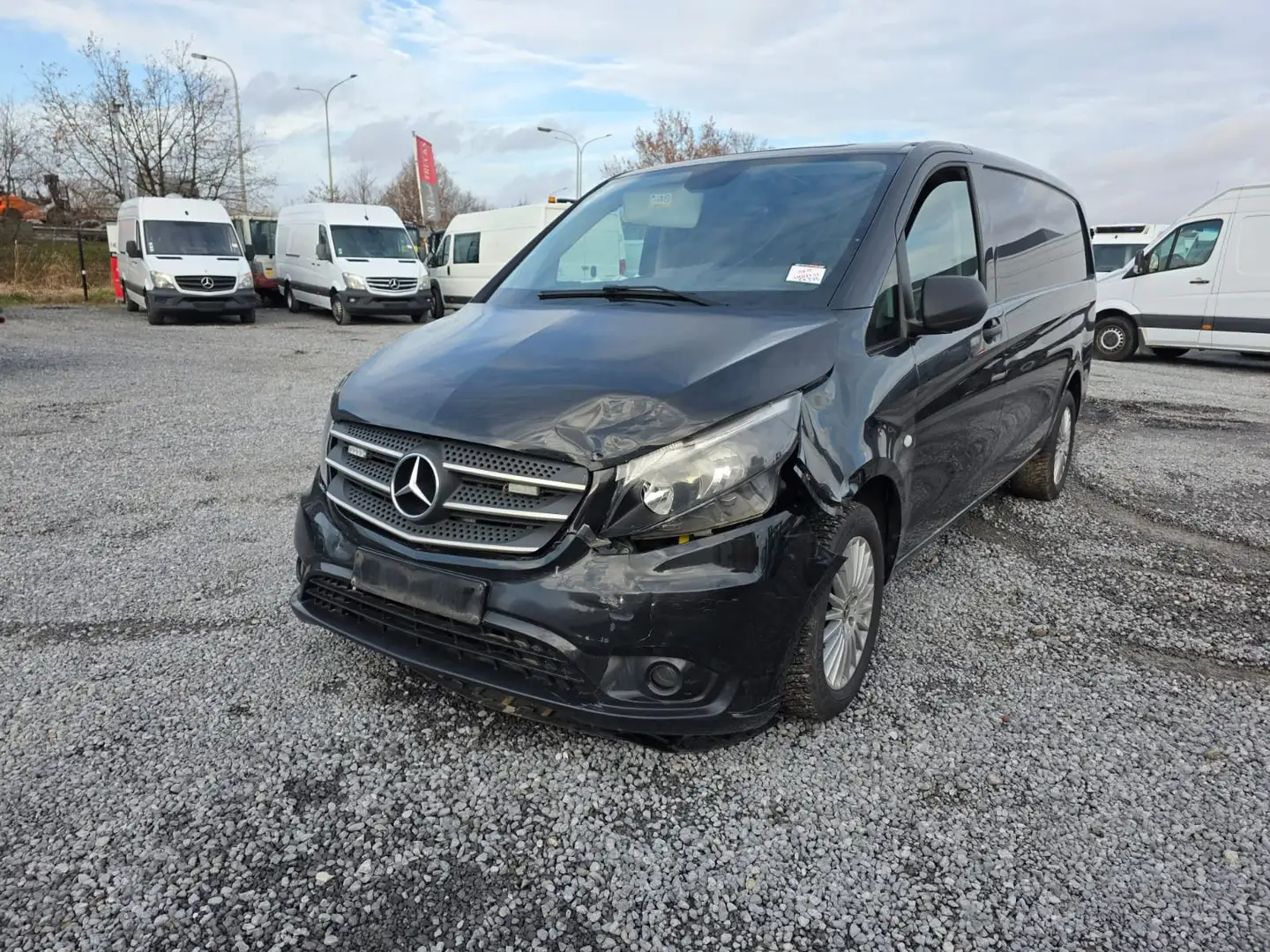 Mercedes-Benz Vito 116 (Stock ID 66395) Noir - 1