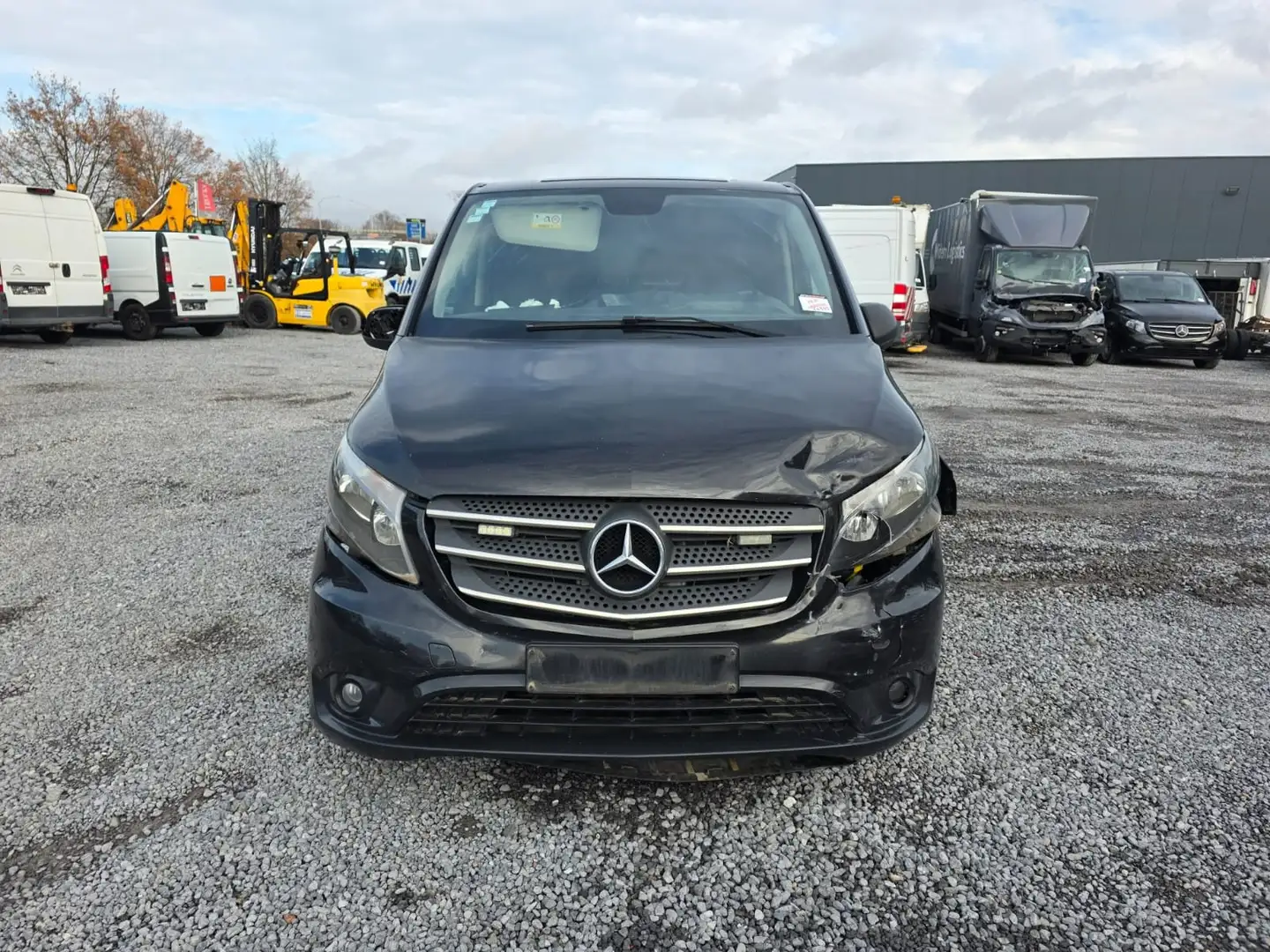 Mercedes-Benz Vito 116 (Stock ID 66395) Noir - 2
