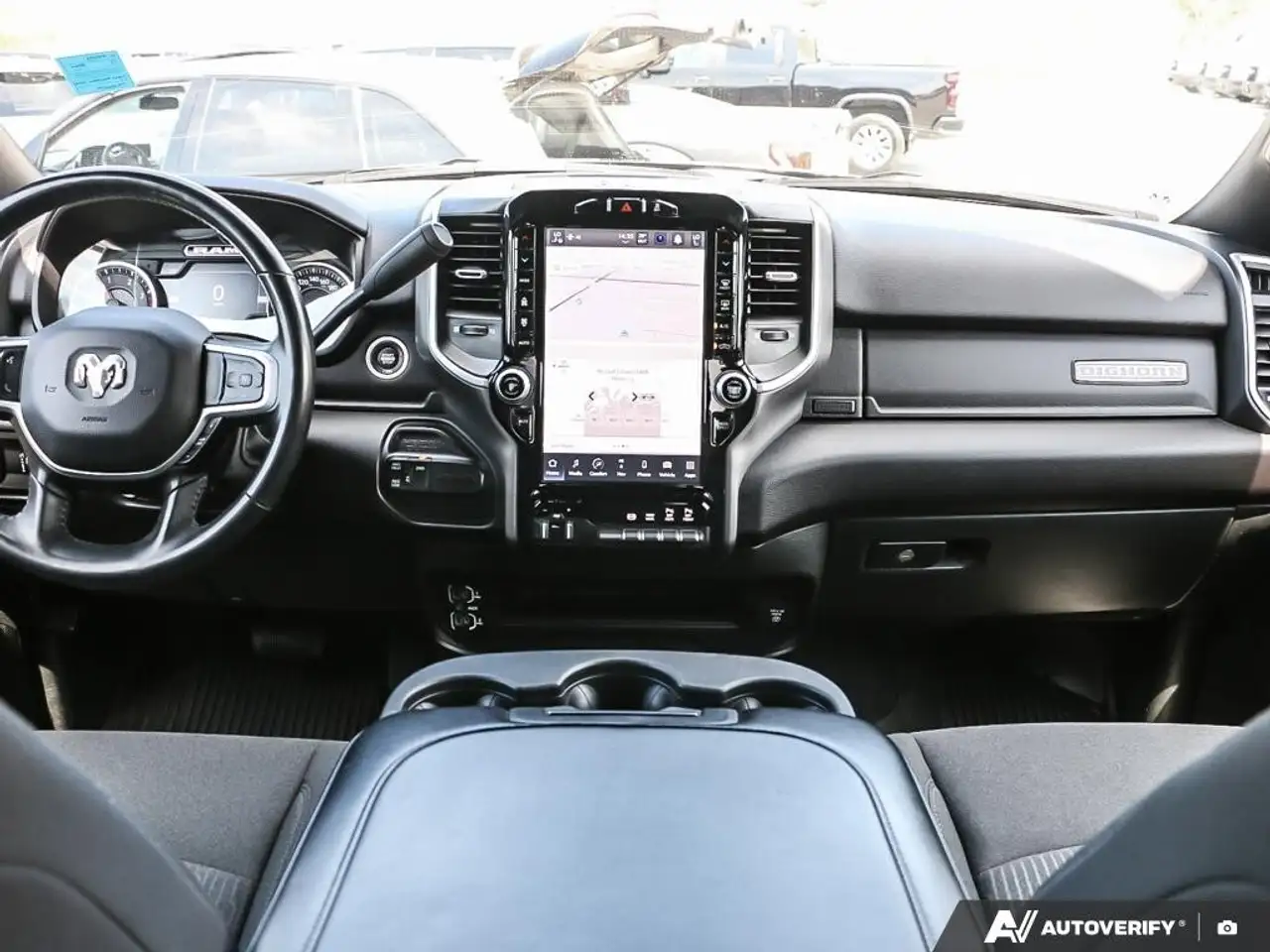 RAM 2500 снимка RAM 2500