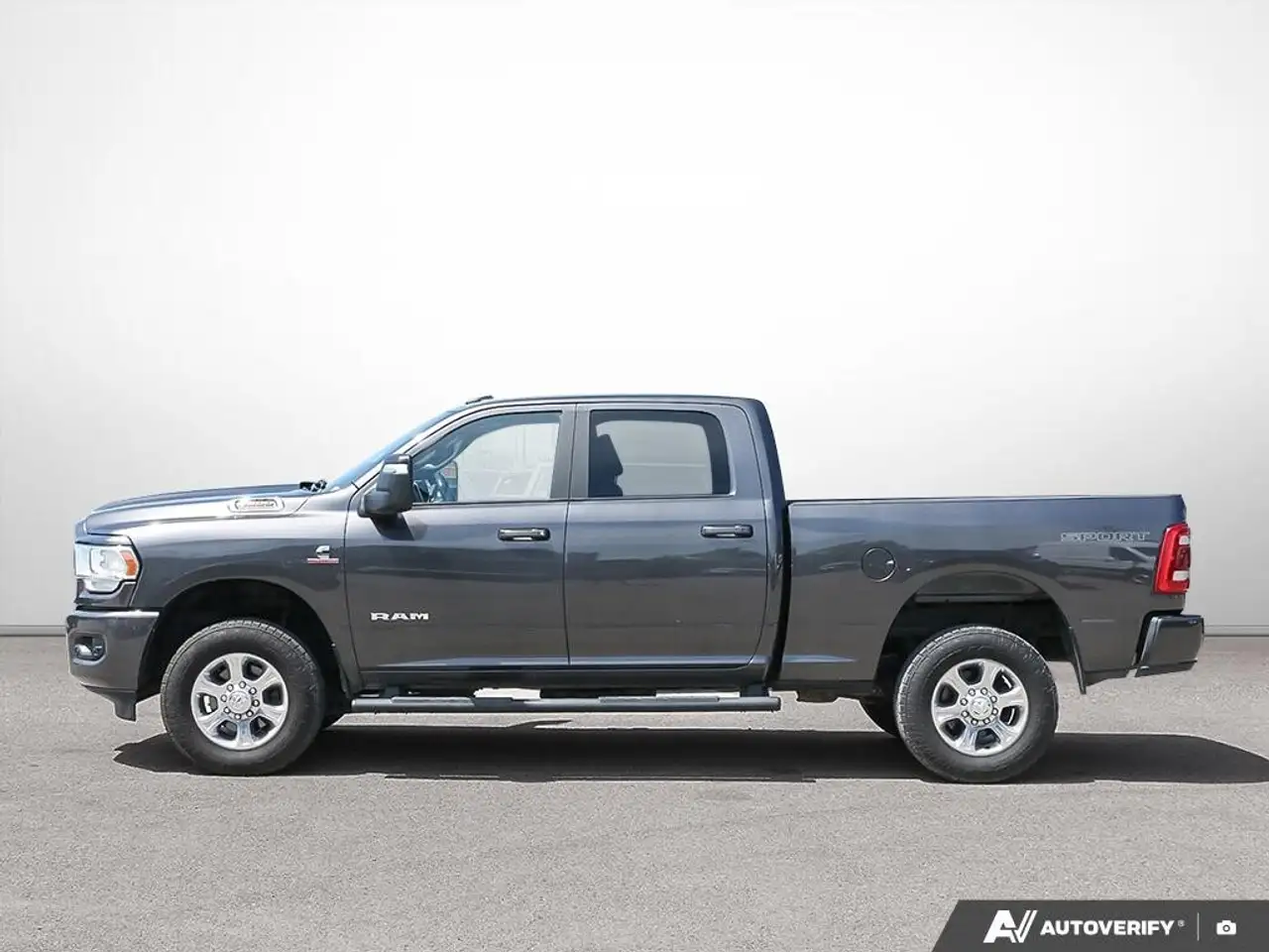 RAM 2500 снимка RAM 2500