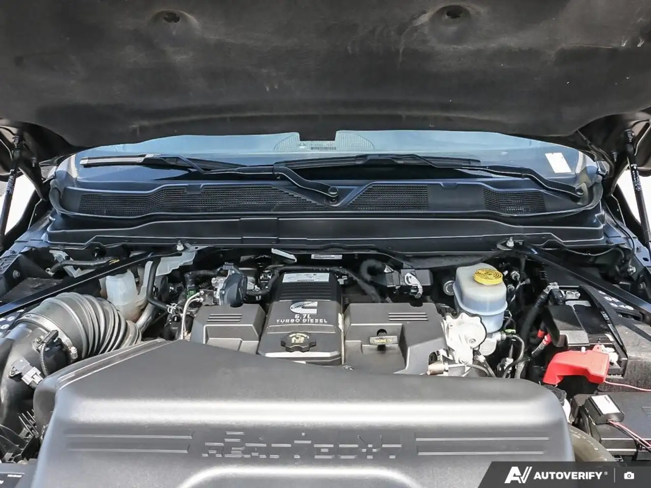 RAM 2500 снимка RAM 2500