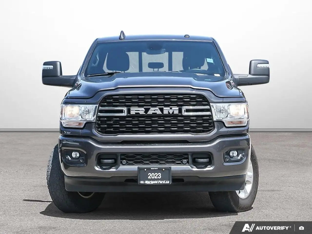 RAM 2500 снимка RAM 2500