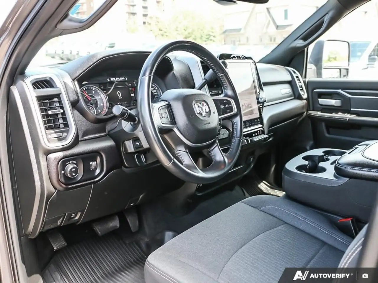 RAM 2500 снимка RAM 2500