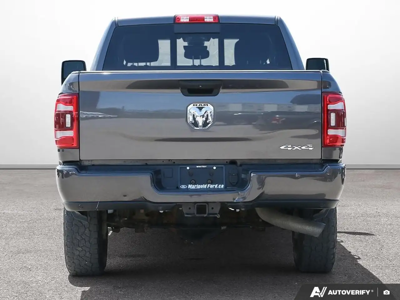RAM 2500 снимка RAM 2500