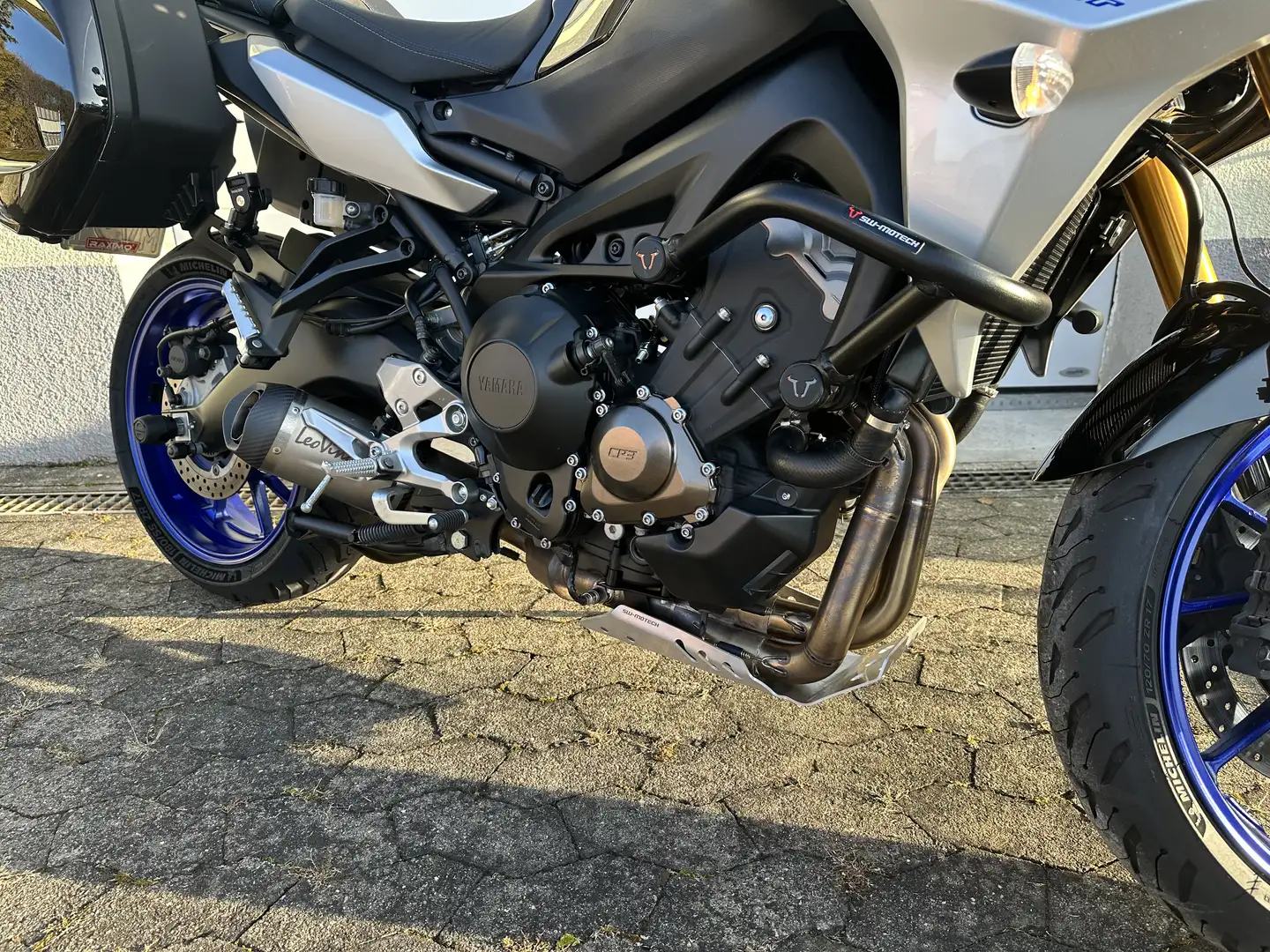 Yamaha Tracer 900 Negro - 2