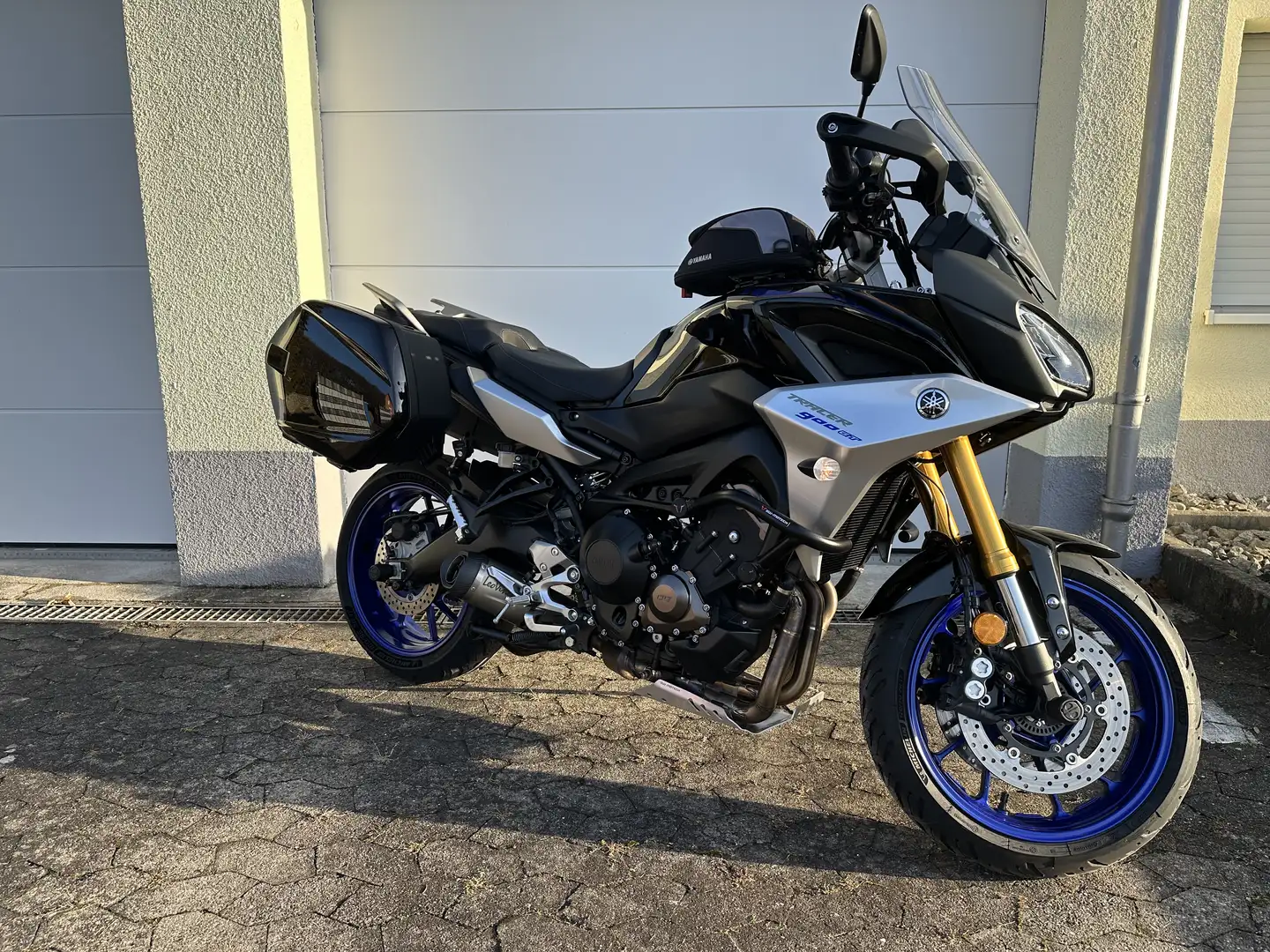 Yamaha Tracer 900 Negro - 1