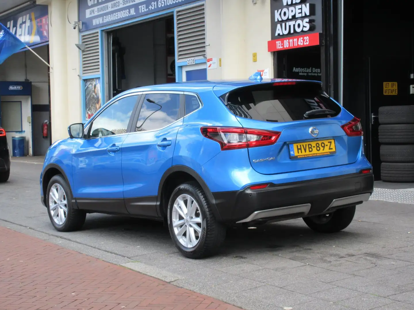 Nissan Qashqai 1.2 N-Vision Navi Clima 360 Camera PDC Blauw - 2