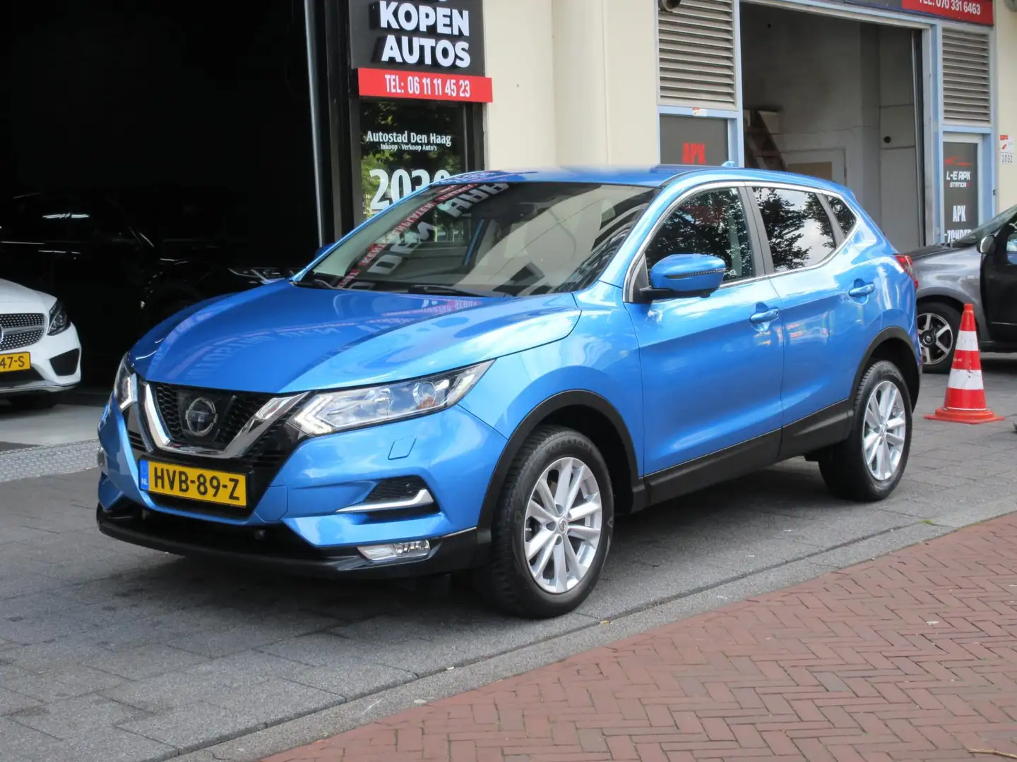 Nissan Qashqai 1.2 N-Vision Navi Clima 360 Camera PDC Blauw - 1