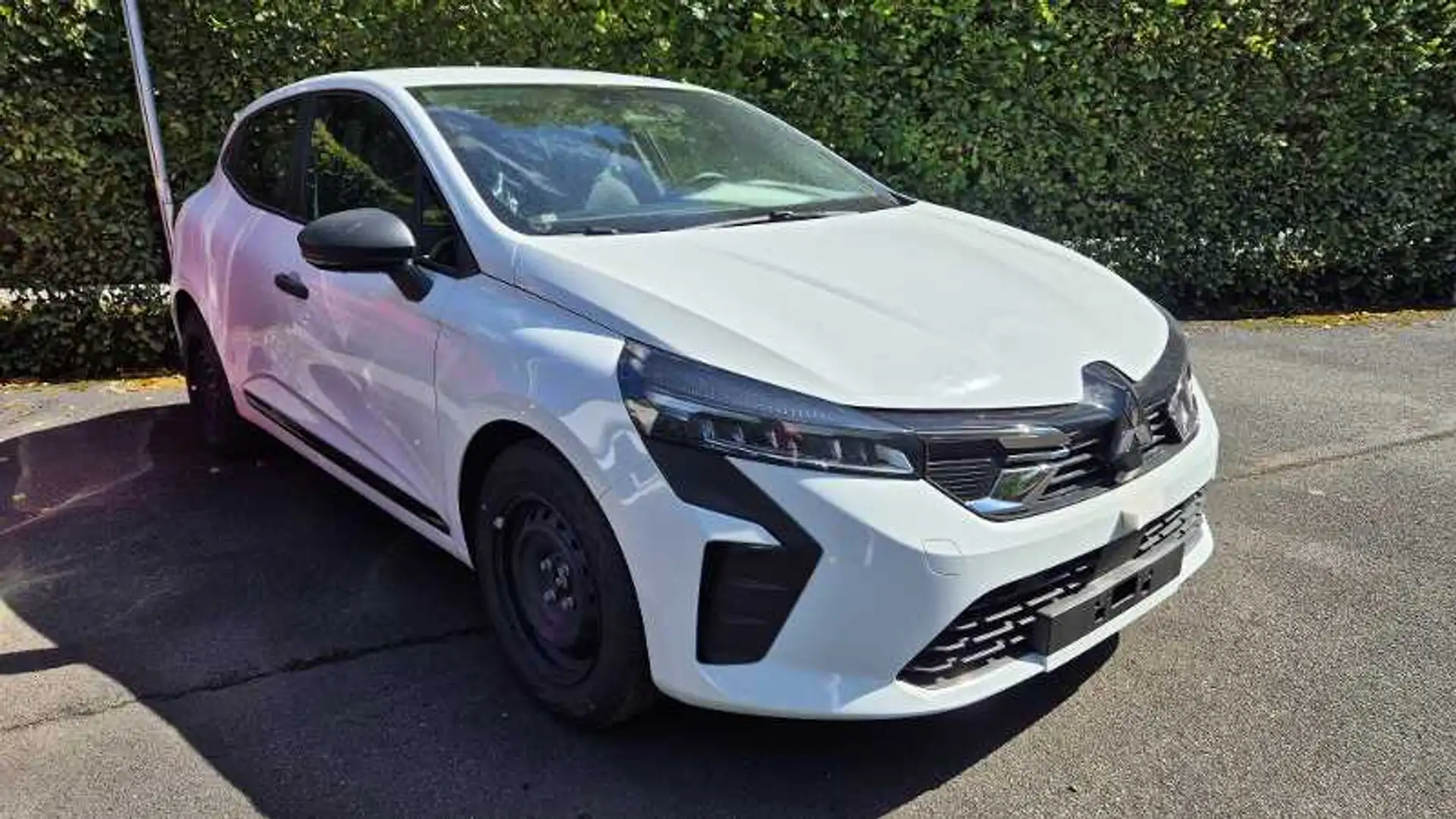 Mitsubishi Colt BASIS 1.0 Benziner 5-Gang Blanc - 2