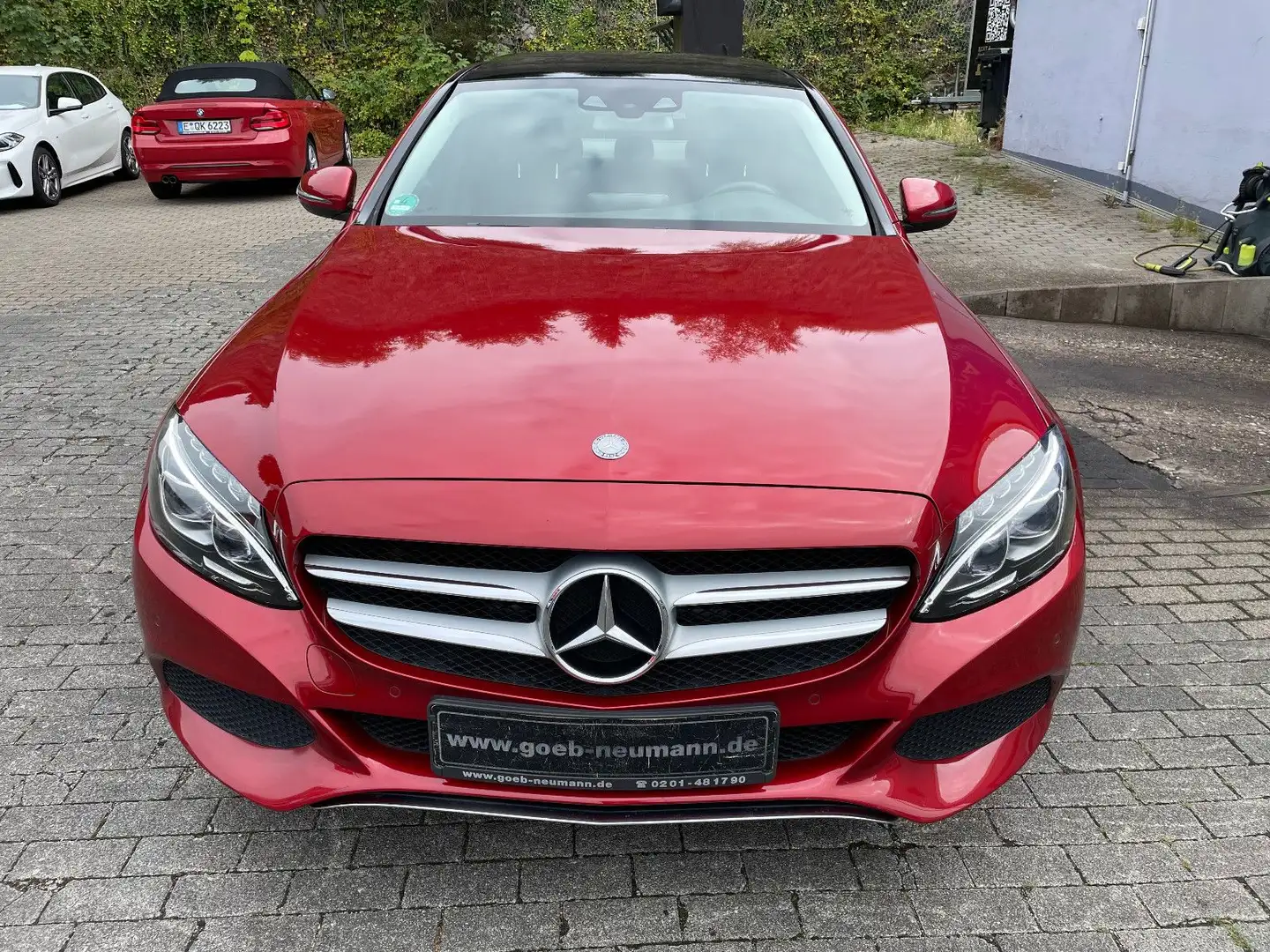 Mercedes-Benz C 400 Lim. 4Matic Avantgarde Pano HuD Rojo - 2