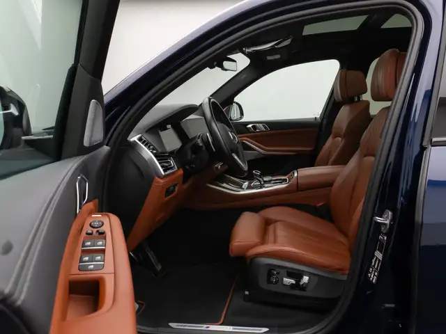 BMW X5 M view 19