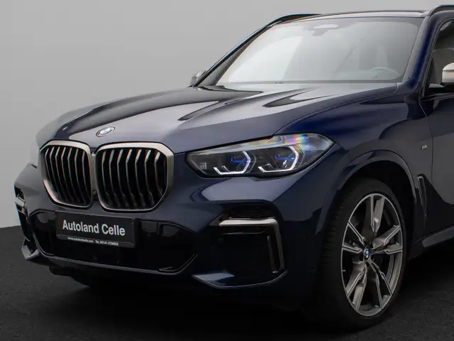 BMW X5 M view 16