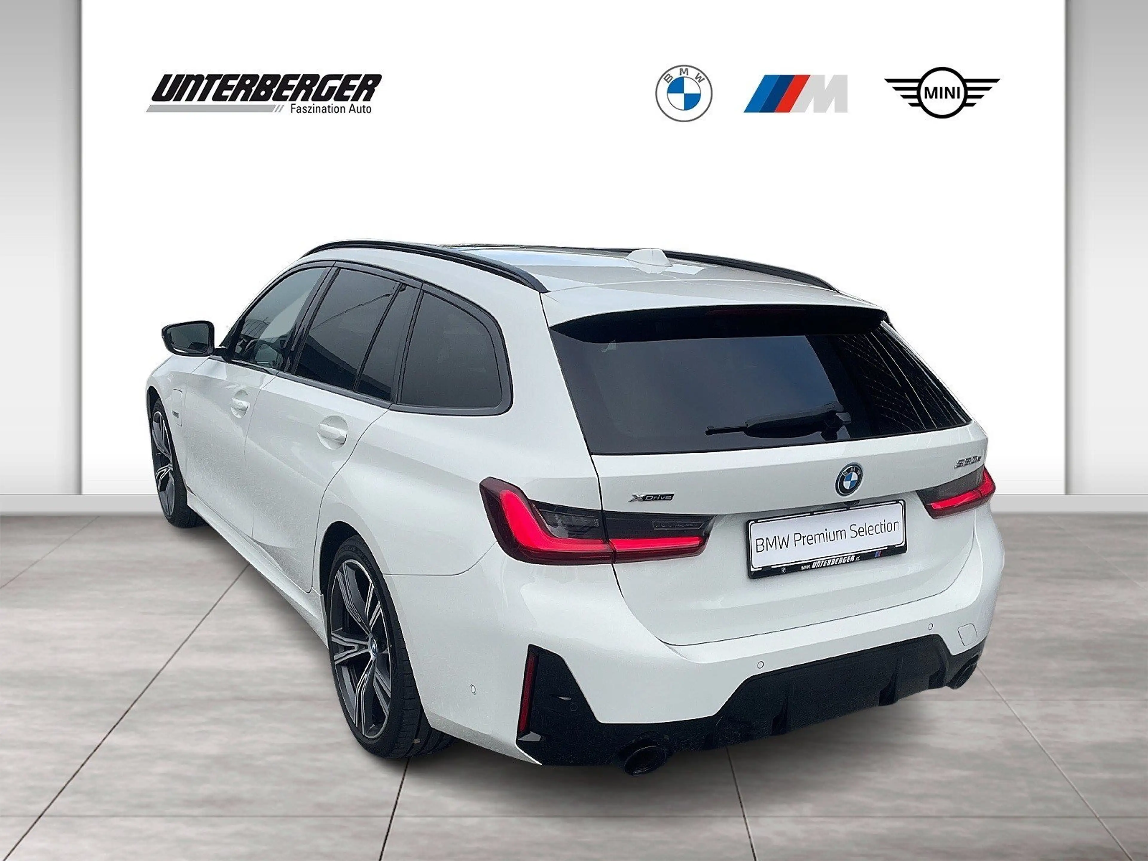 BMW 330 e xDrive Touring G21 XB1 — photo 4