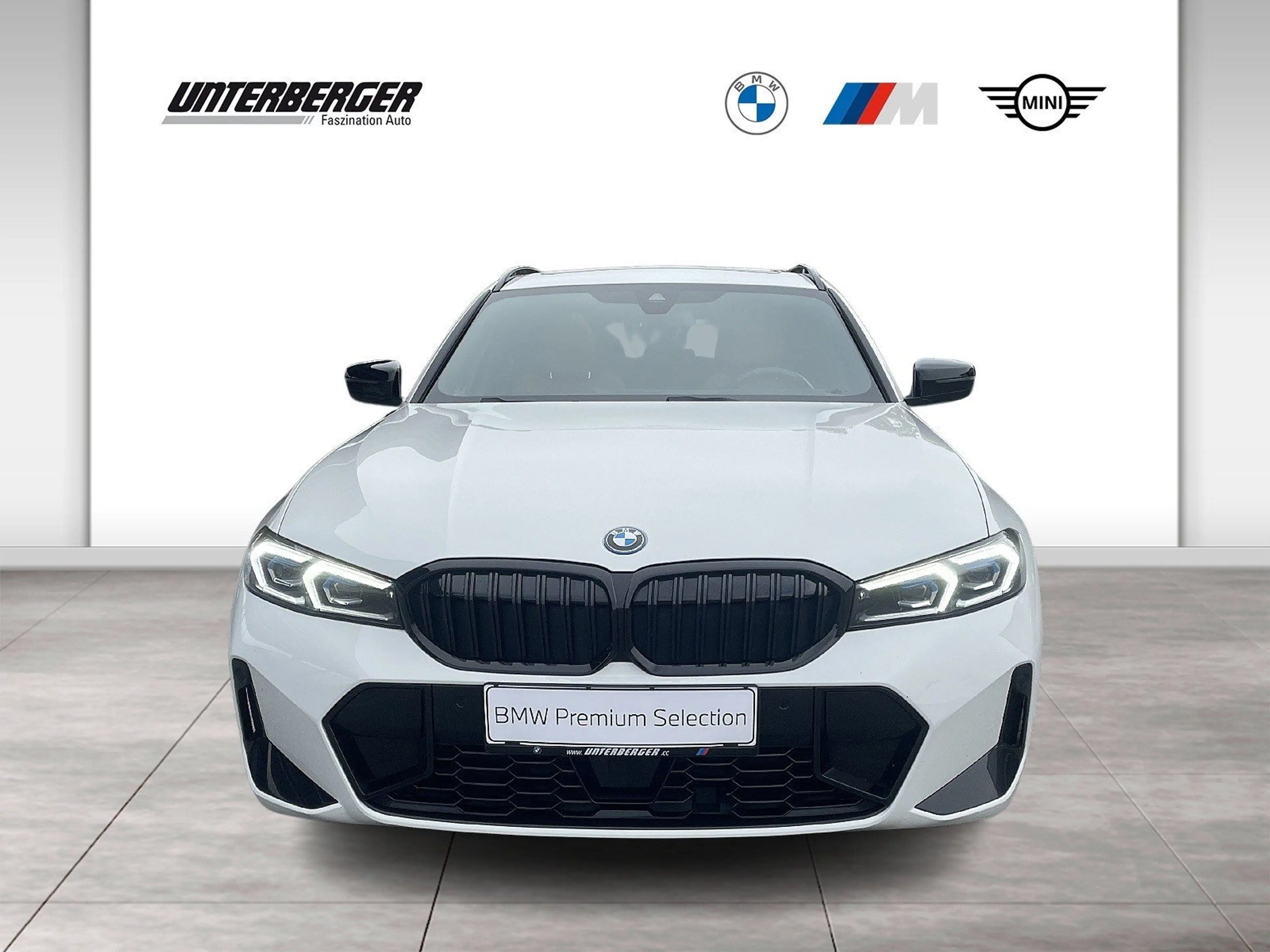 BMW 330 e xDrive Touring G21 XB1 — photo 2