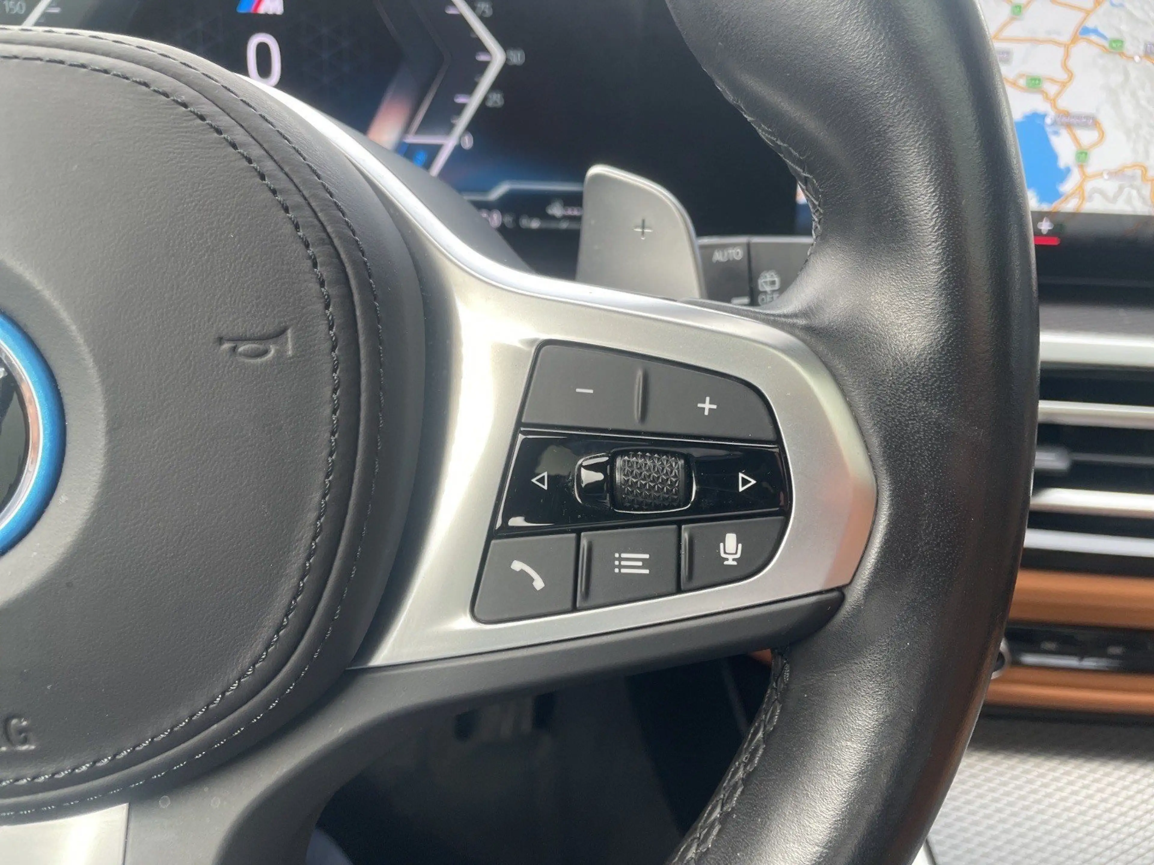 BMW 330 e xDrive Touring G21 XB1 — photo 14