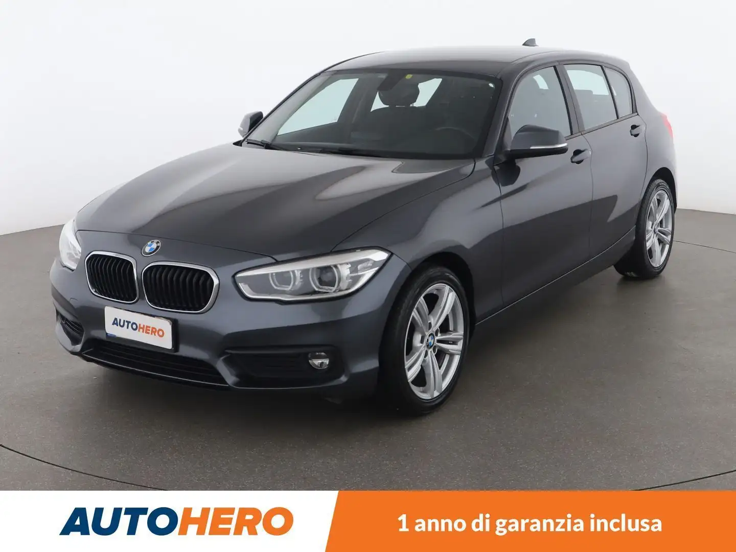 BMW 116 116d Business Gris - 1