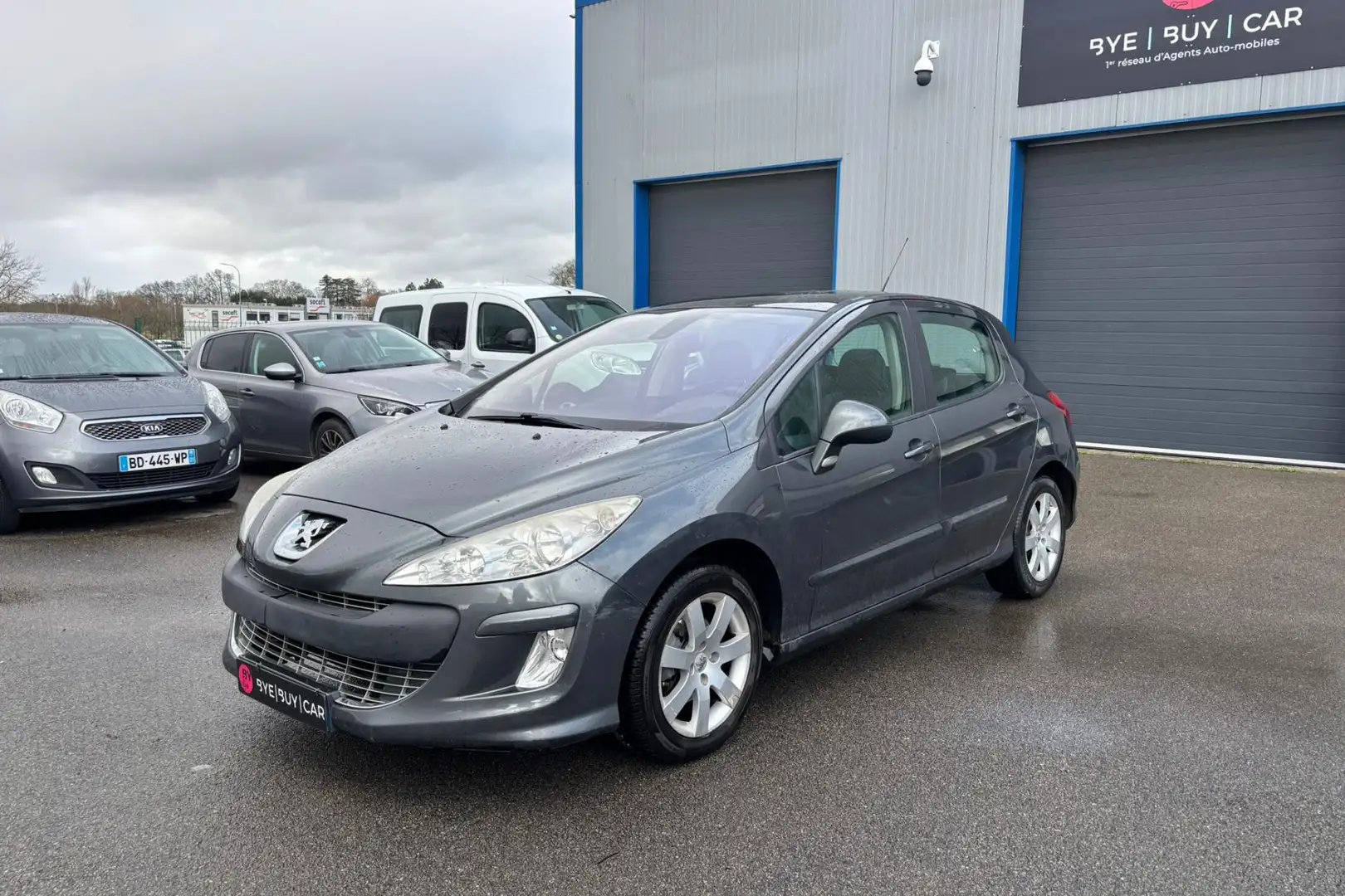 Peugeot 308 1.6 HDI 110 CH BVA 6 FELINE DISTRIB OK GARANTIE 12 MOIS Gris - 1