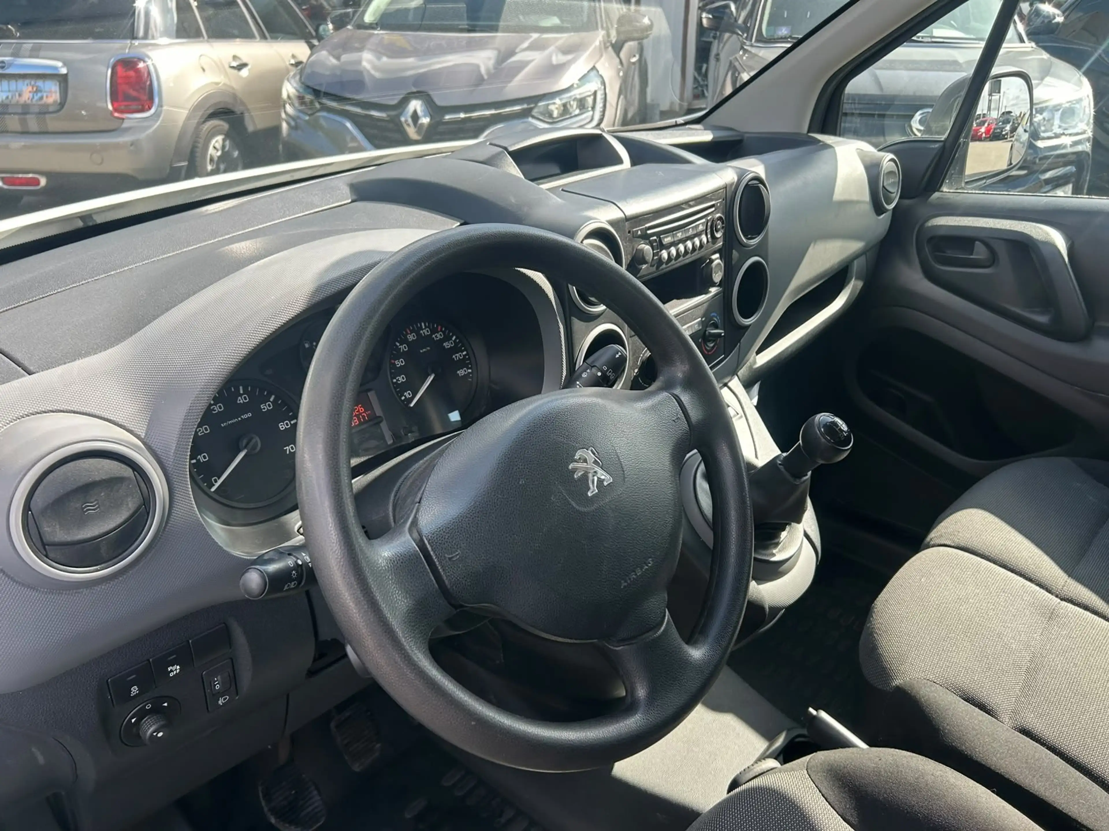 Peugeot Partner Partner Tepee 1.6i Access — photo 13