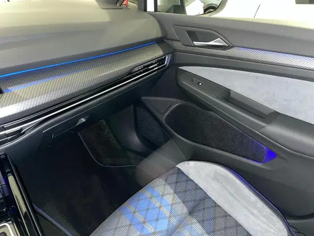 Volkswagen Golf view 9
