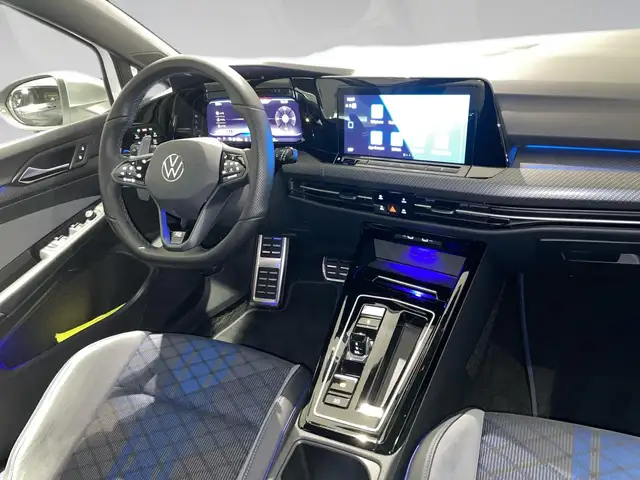 Volkswagen Golf view 7