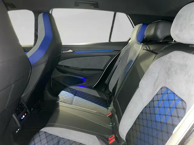 Volkswagen Golf view 11