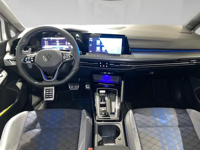 Volkswagen Golf view 5