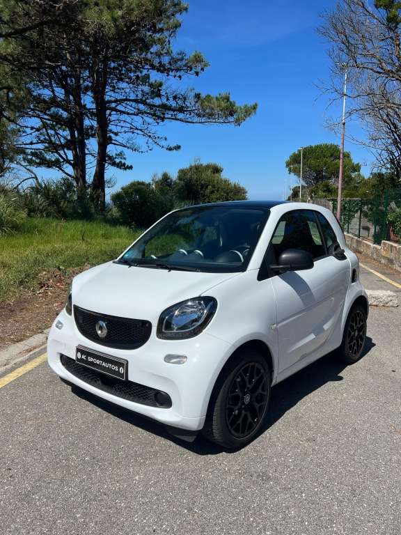 smart forTwo Coupé EQ - foto 1