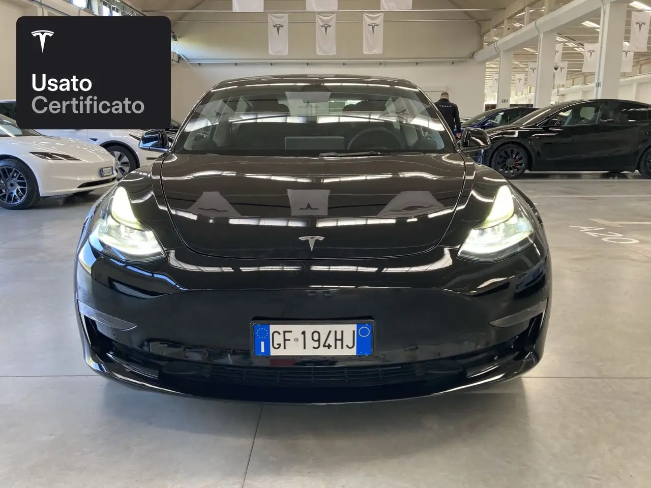 2021 Tesla Model 3 Long Range AWD, photograph 3
