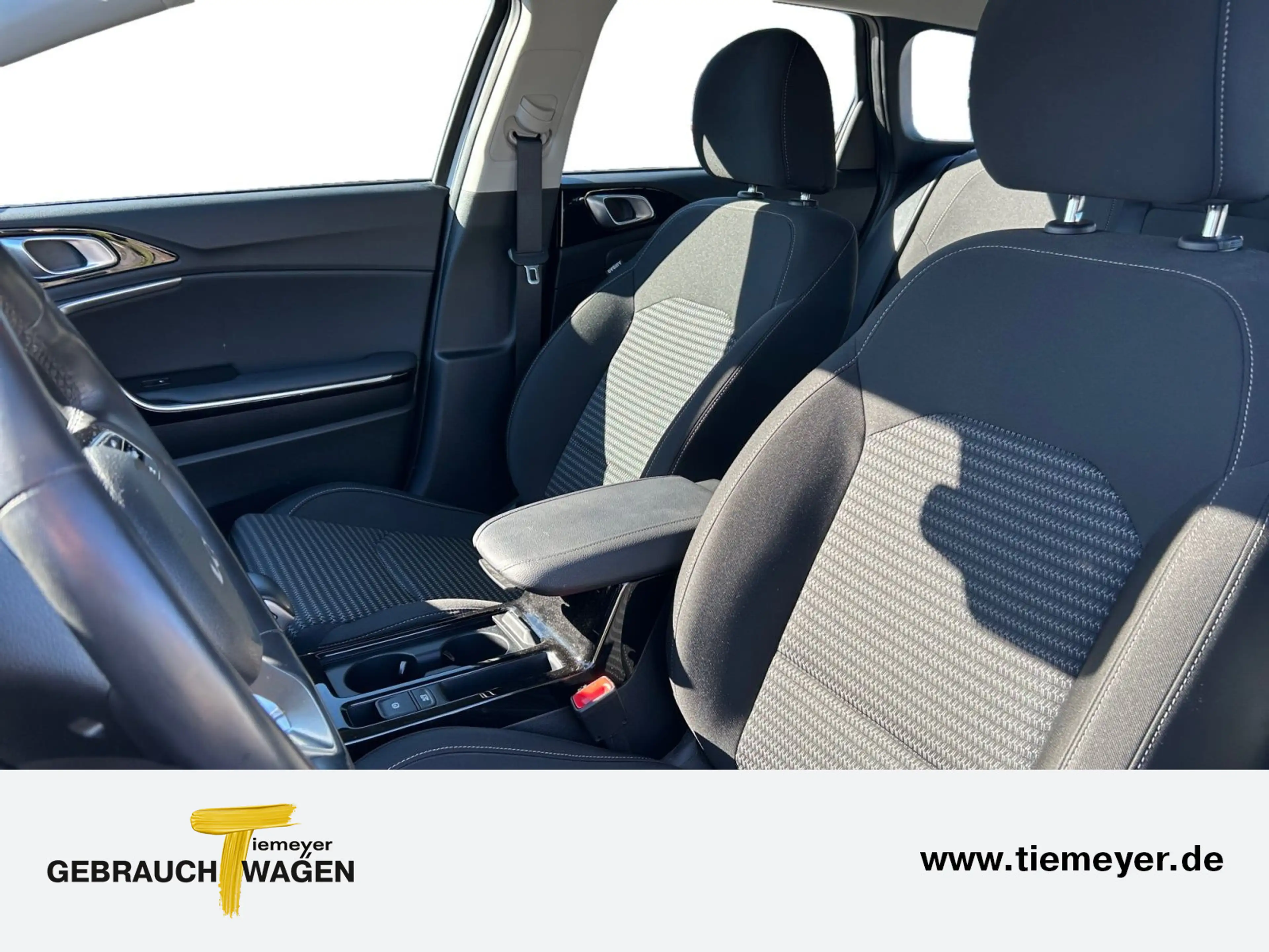 Kia Ceed SW / cee'd SW Ceed Sportswagon 1.6 GDI in Hybrid VISION KAMERA — photo 10