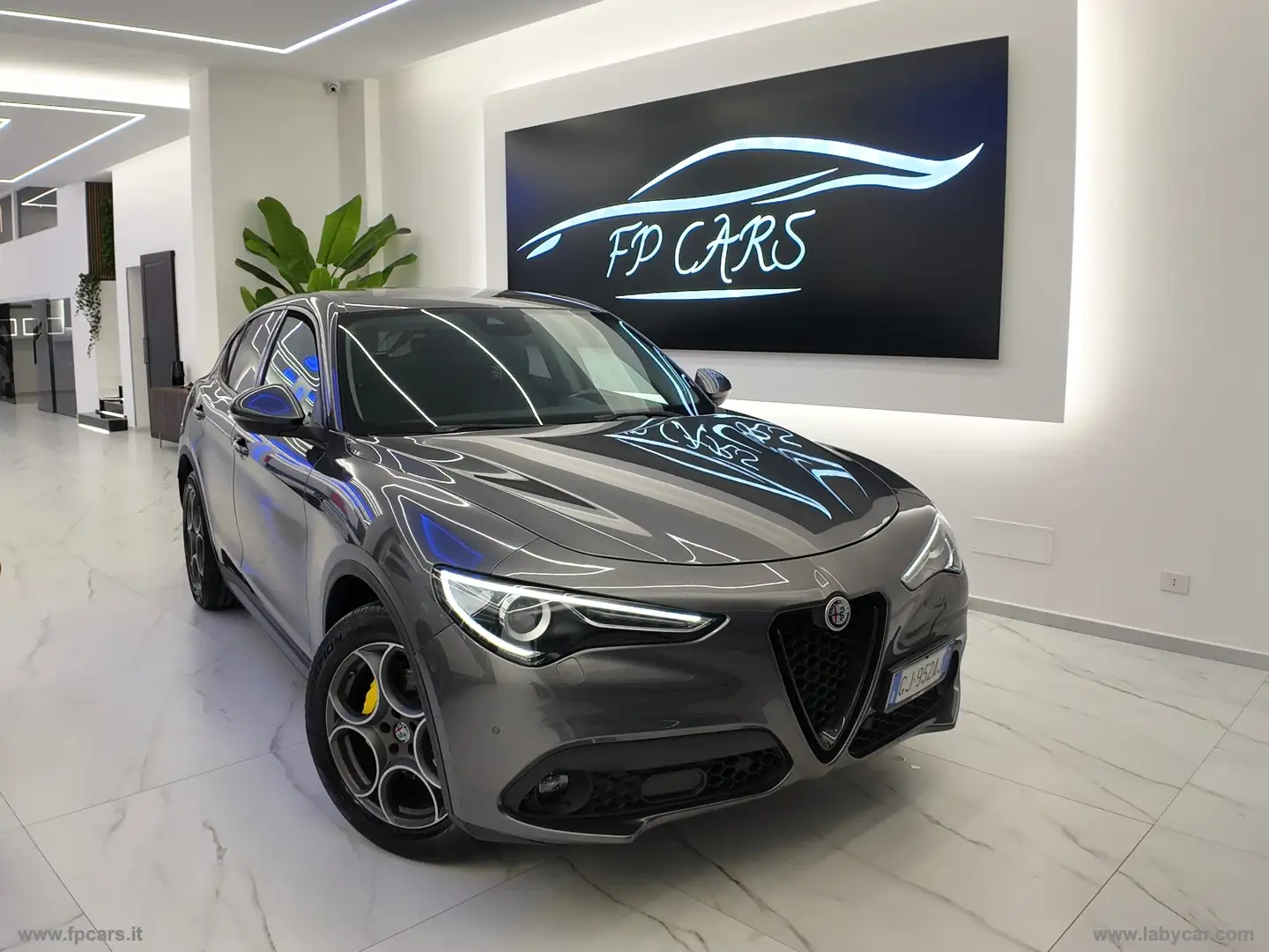 Alfa Romeo Stelvio 2.2 T.diesel 190CV AT8 Q4 Sprint Grijs - 1