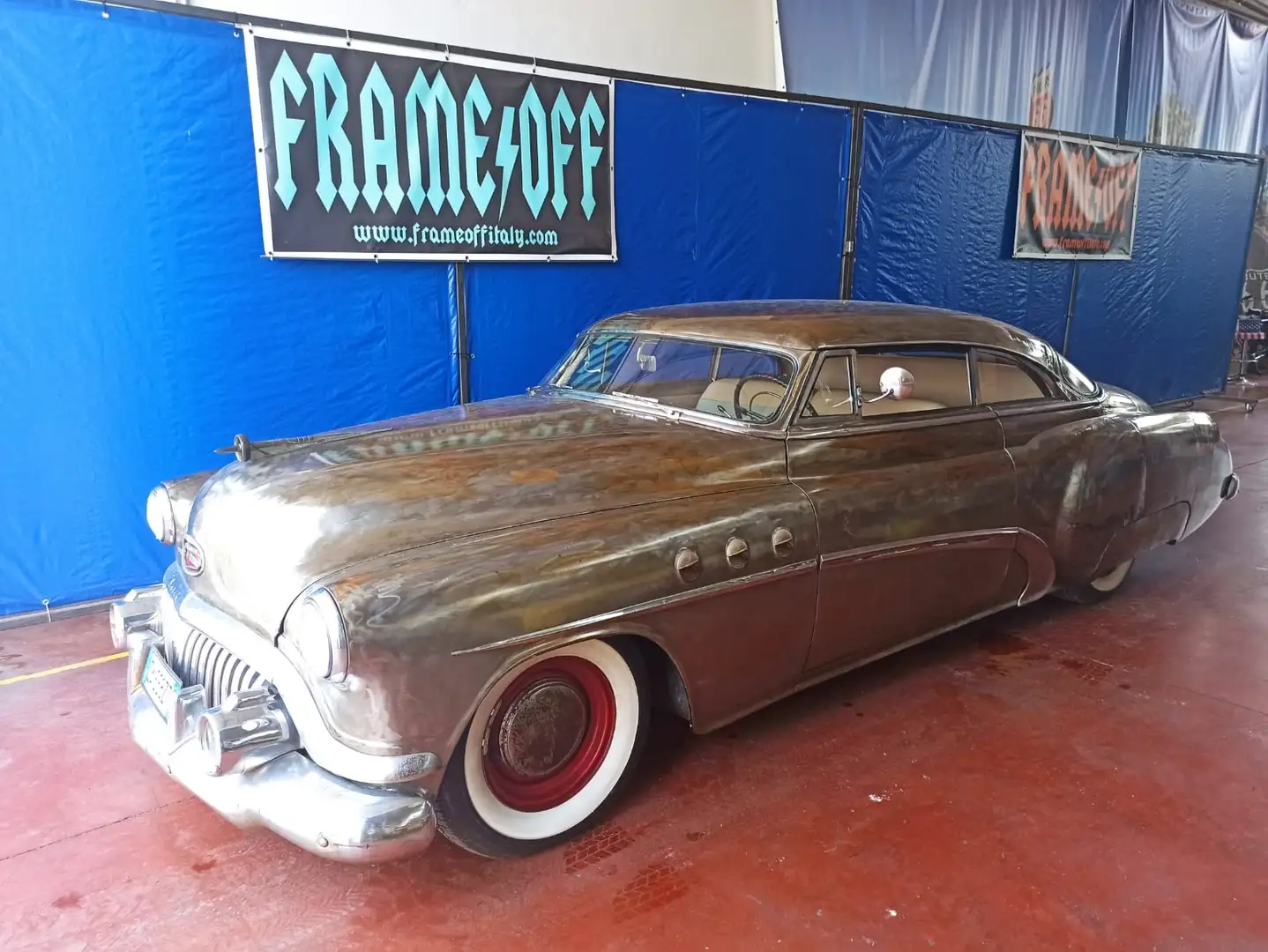 Buick Riviera Coupè Custom Silber - 1