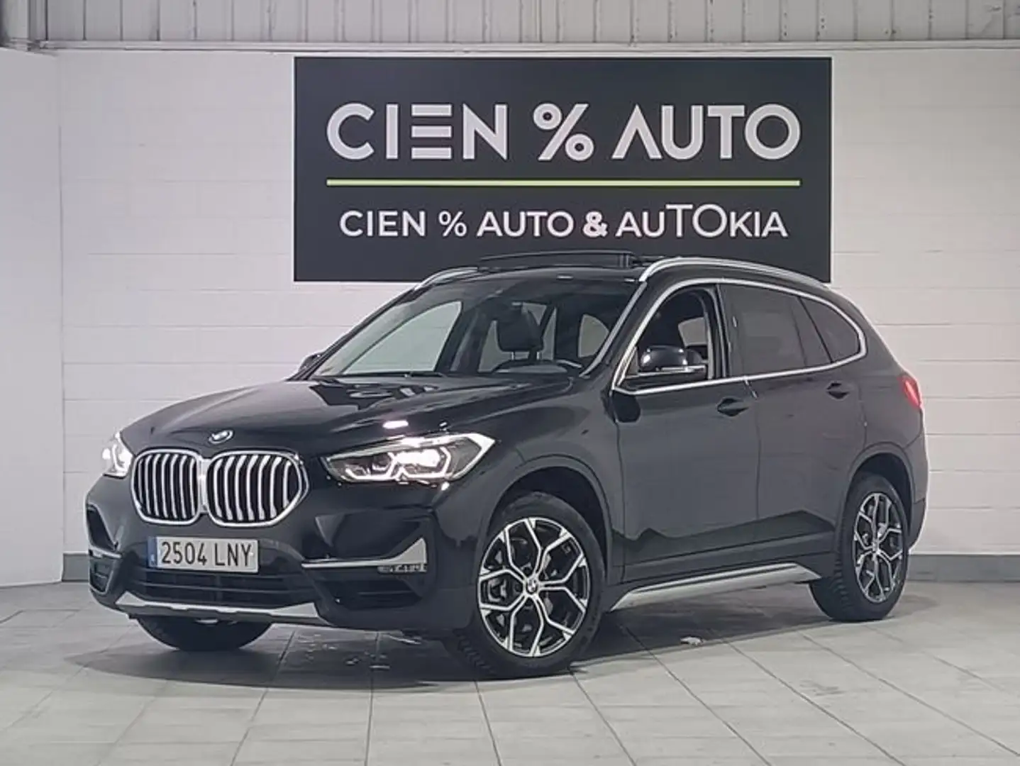 BMW X1 sDrive20i DCT Negro - 1