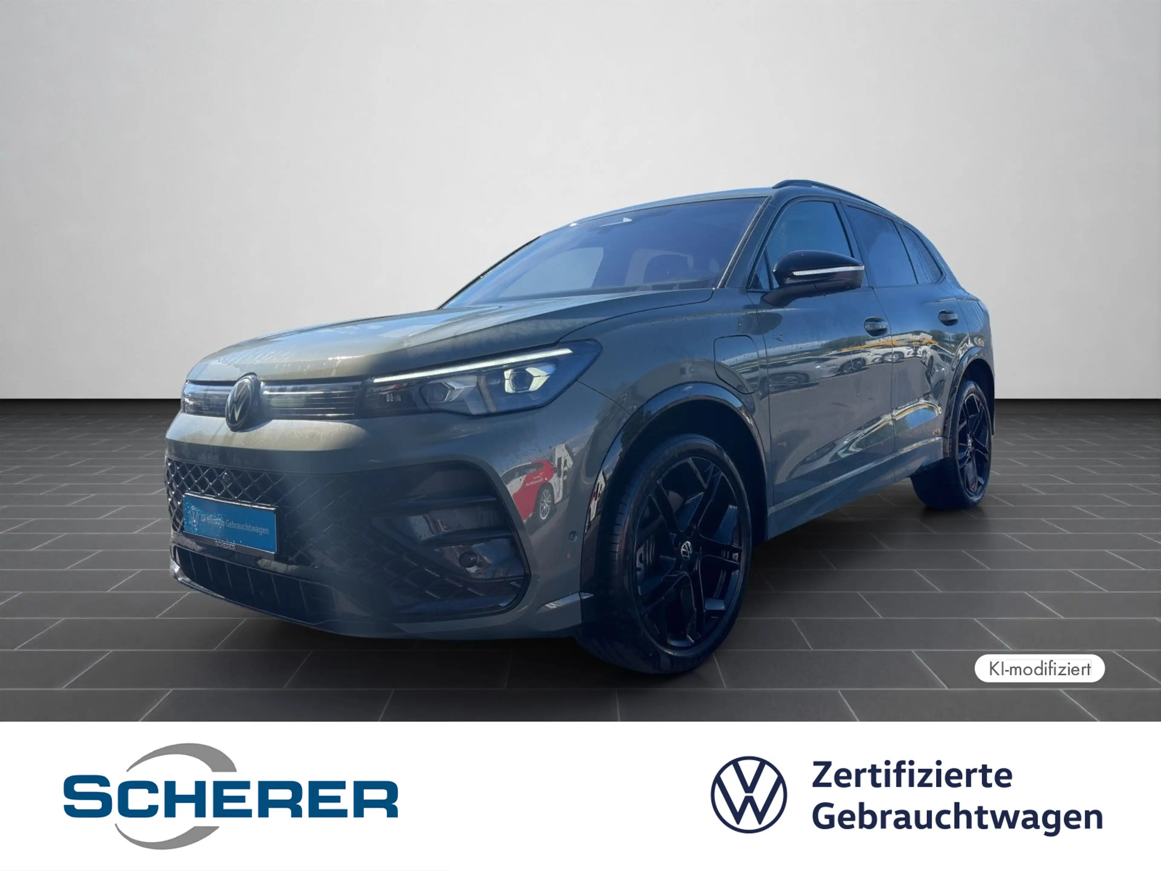 Volkswagen Tiguan R-Line R-Line 1.5 TSI DSG AHK PANO MATRIX