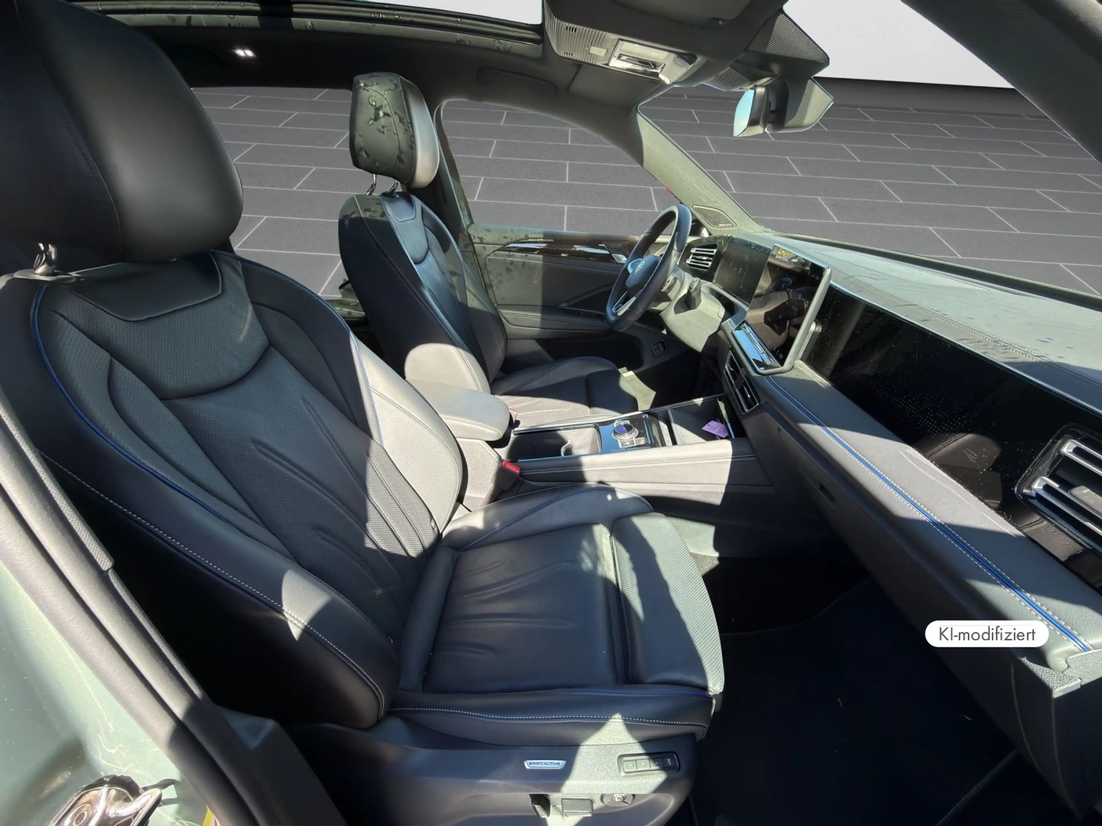 Volkswagen Tiguan R-Line R-Line 1.5 TSI DSG AHK PANO MATRIX — photo 4