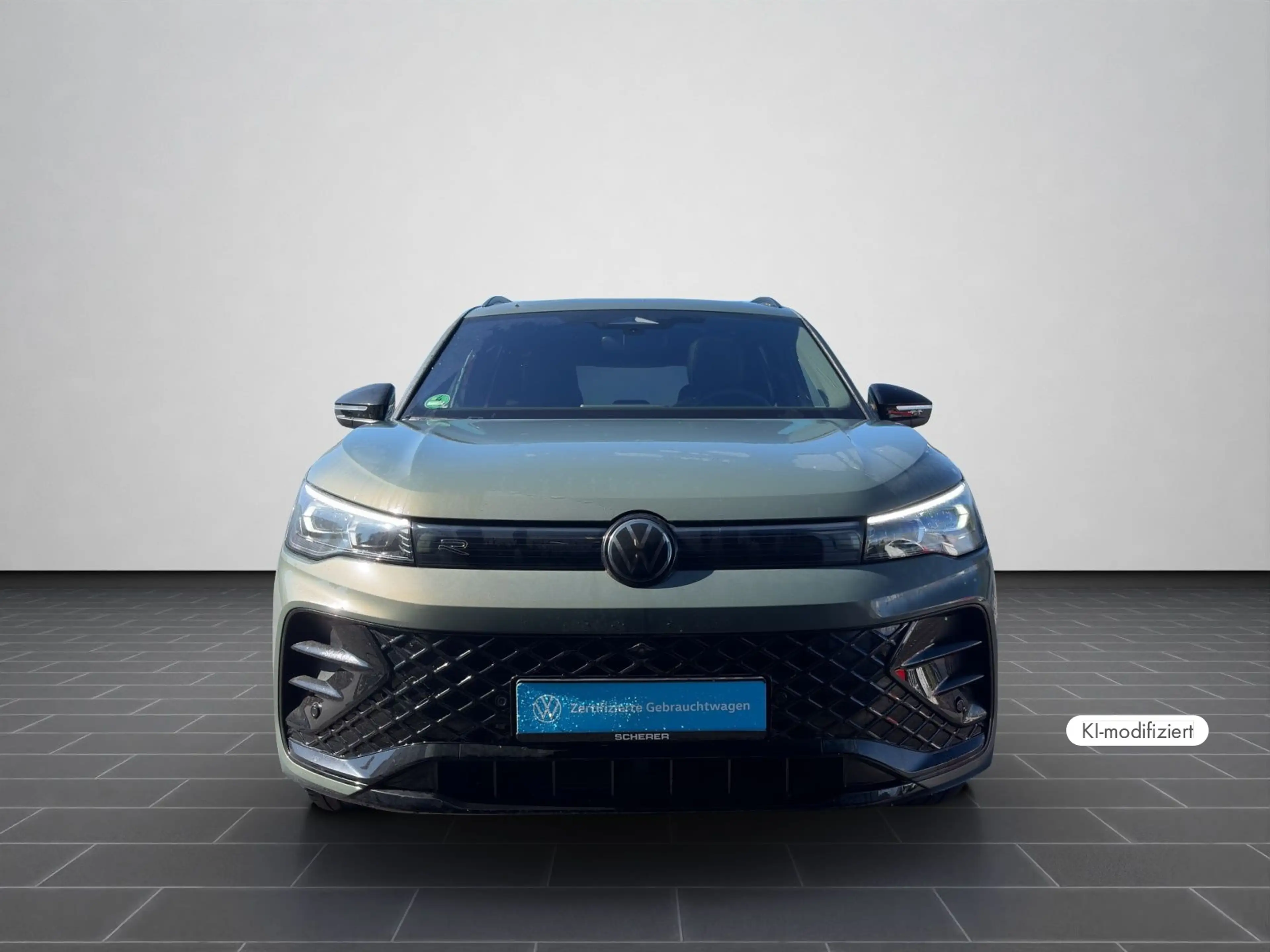 Volkswagen Tiguan R-Line R-Line 1.5 TSI DSG AHK PANO MATRIX — photo 5