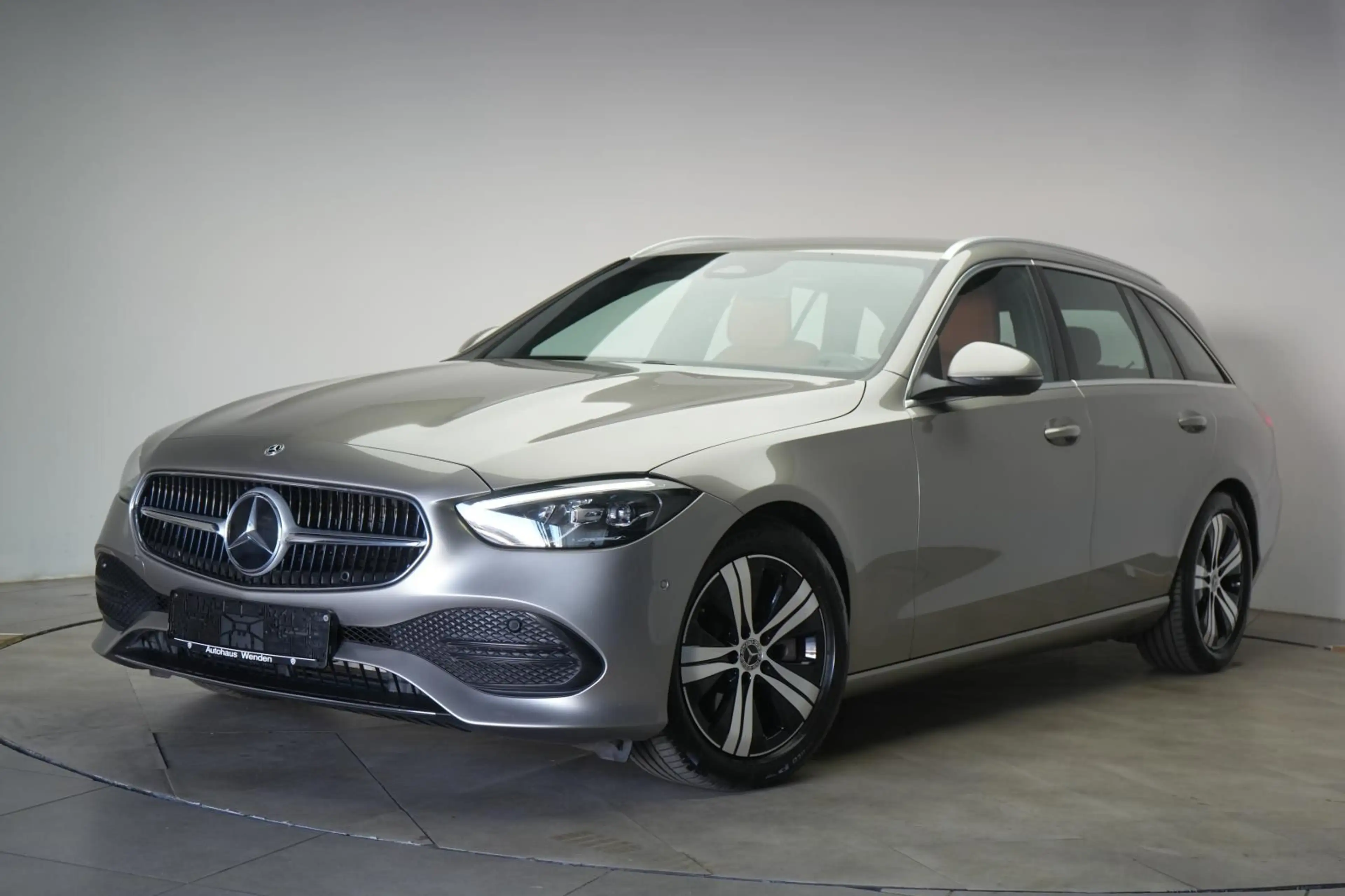 Mercedes-Benz C 300 d T 9G-TRONIC Avantgarde Leder/Temp/Kamera — photo 3