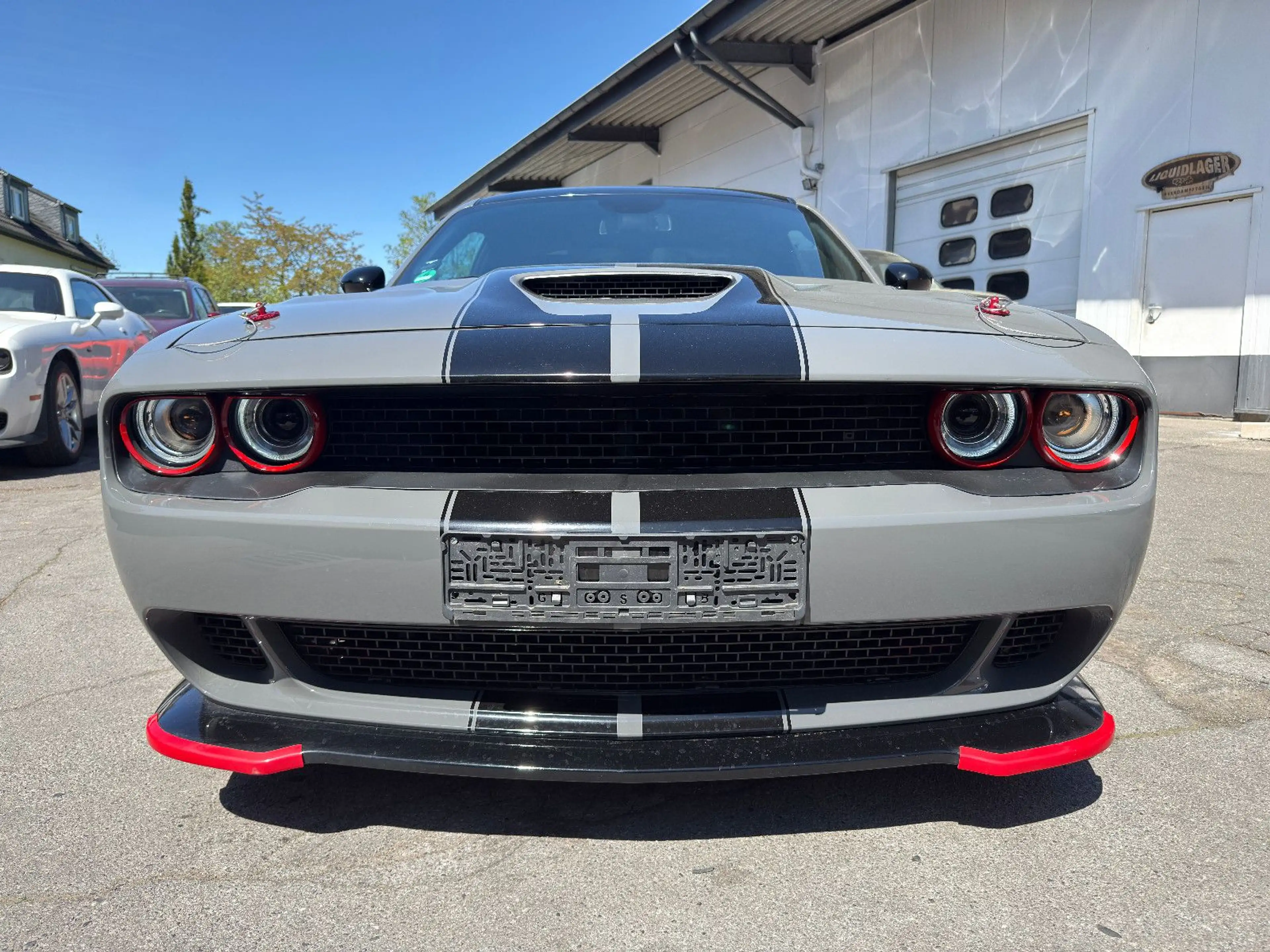 Dodge Challenger 5.7 V8 HEMI*LEDER*K&N*TÜV*SERVICE — photo 11