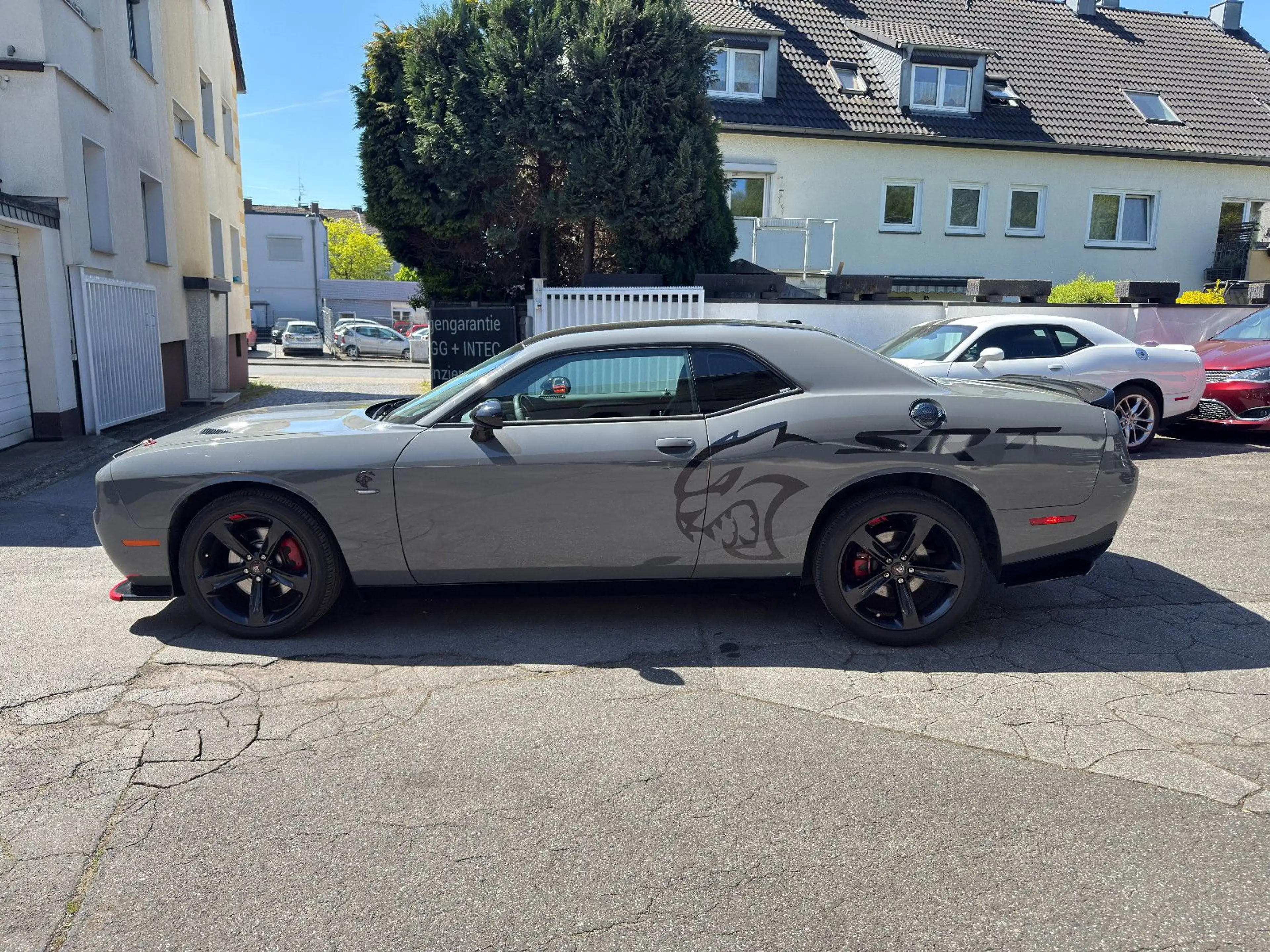 Dodge Challenger 5.7 V8 HEMI*LEDER*K&N*TÜV*SERVICE — photo 8