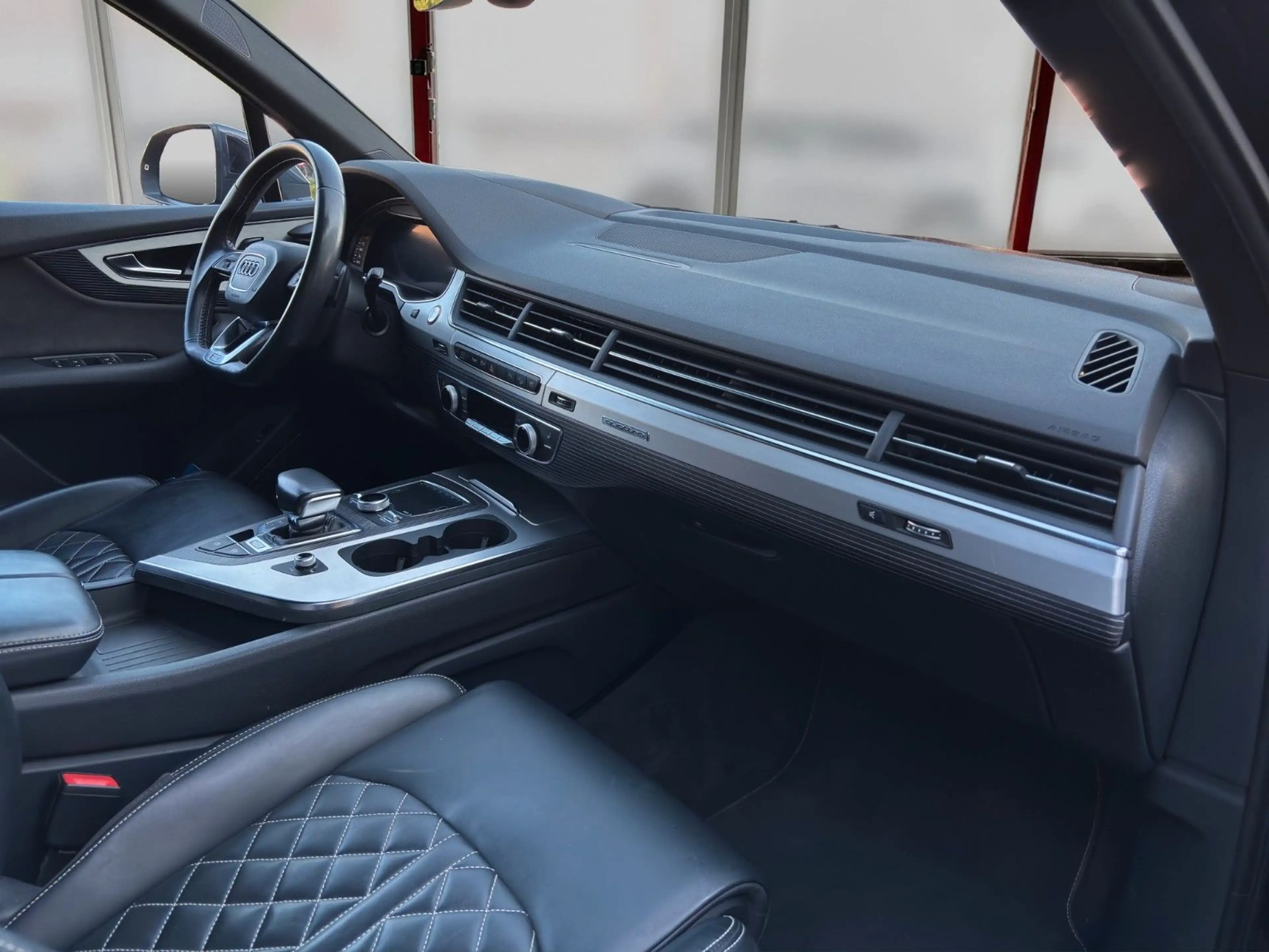 Audi SQ7 4.0 TDI quattro Navi*Kamera*AHK*Alu — photo 11