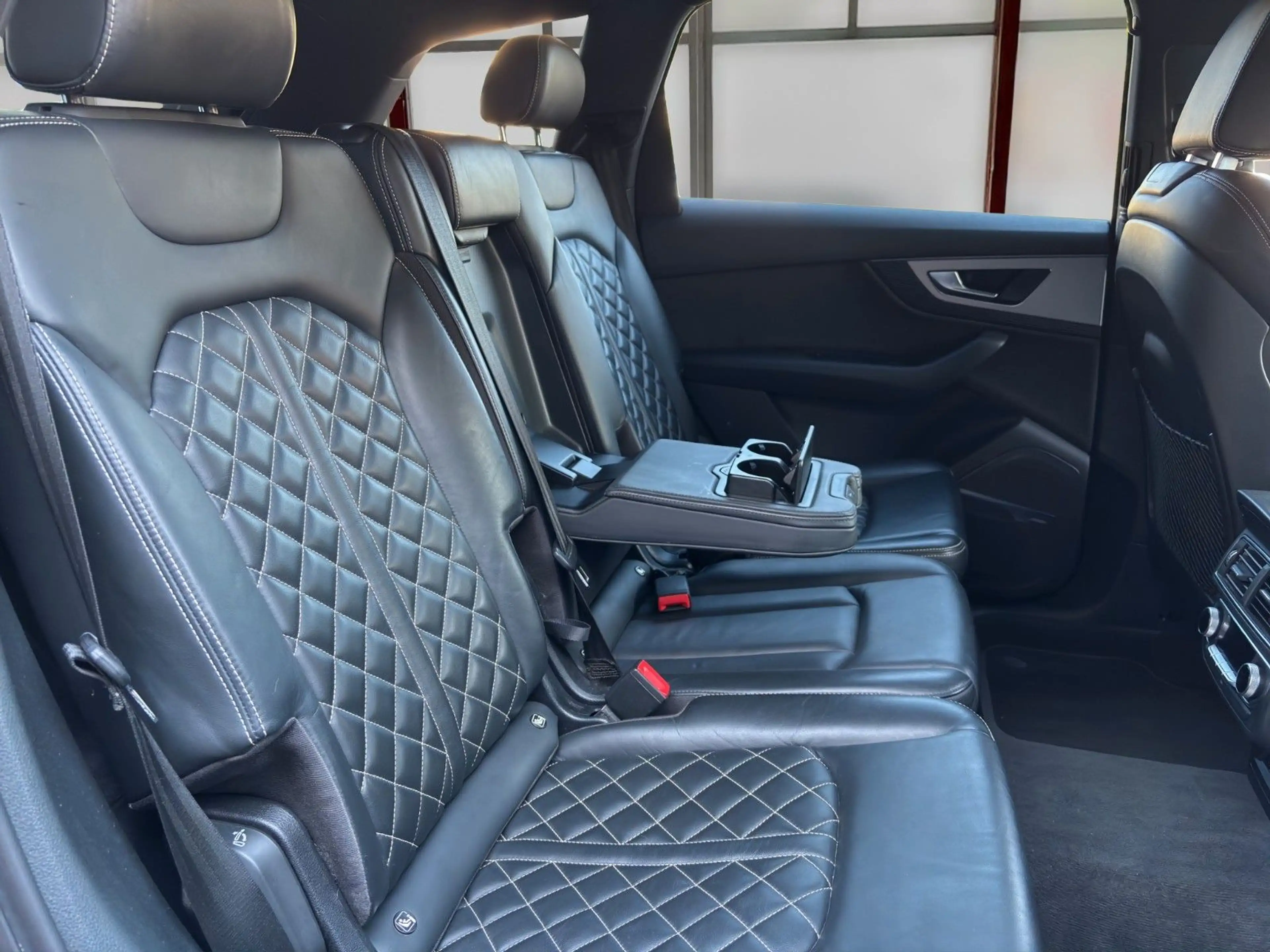 Audi SQ7 4.0 TDI quattro Navi*Kamera*AHK*Alu — photo 15