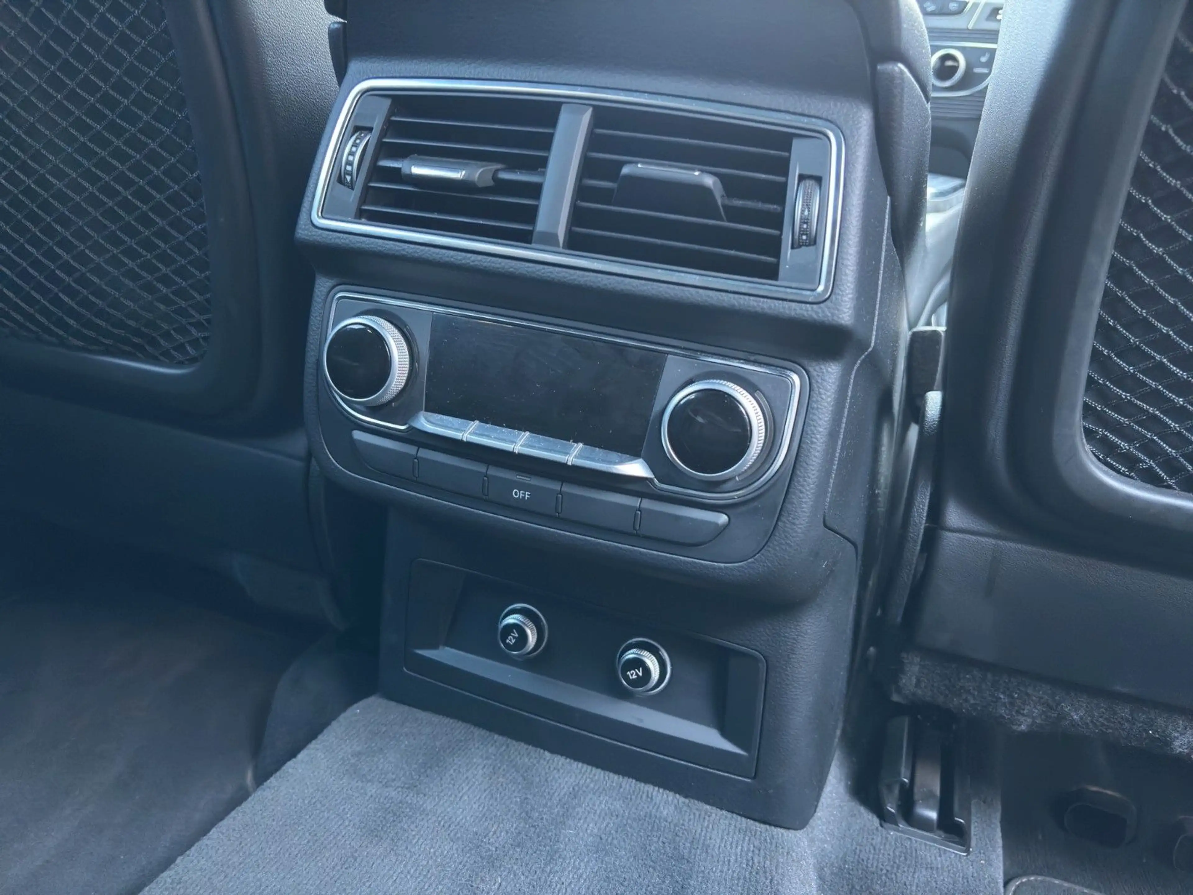 Audi SQ7 4.0 TDI quattro Navi*Kamera*AHK*Alu — photo 14