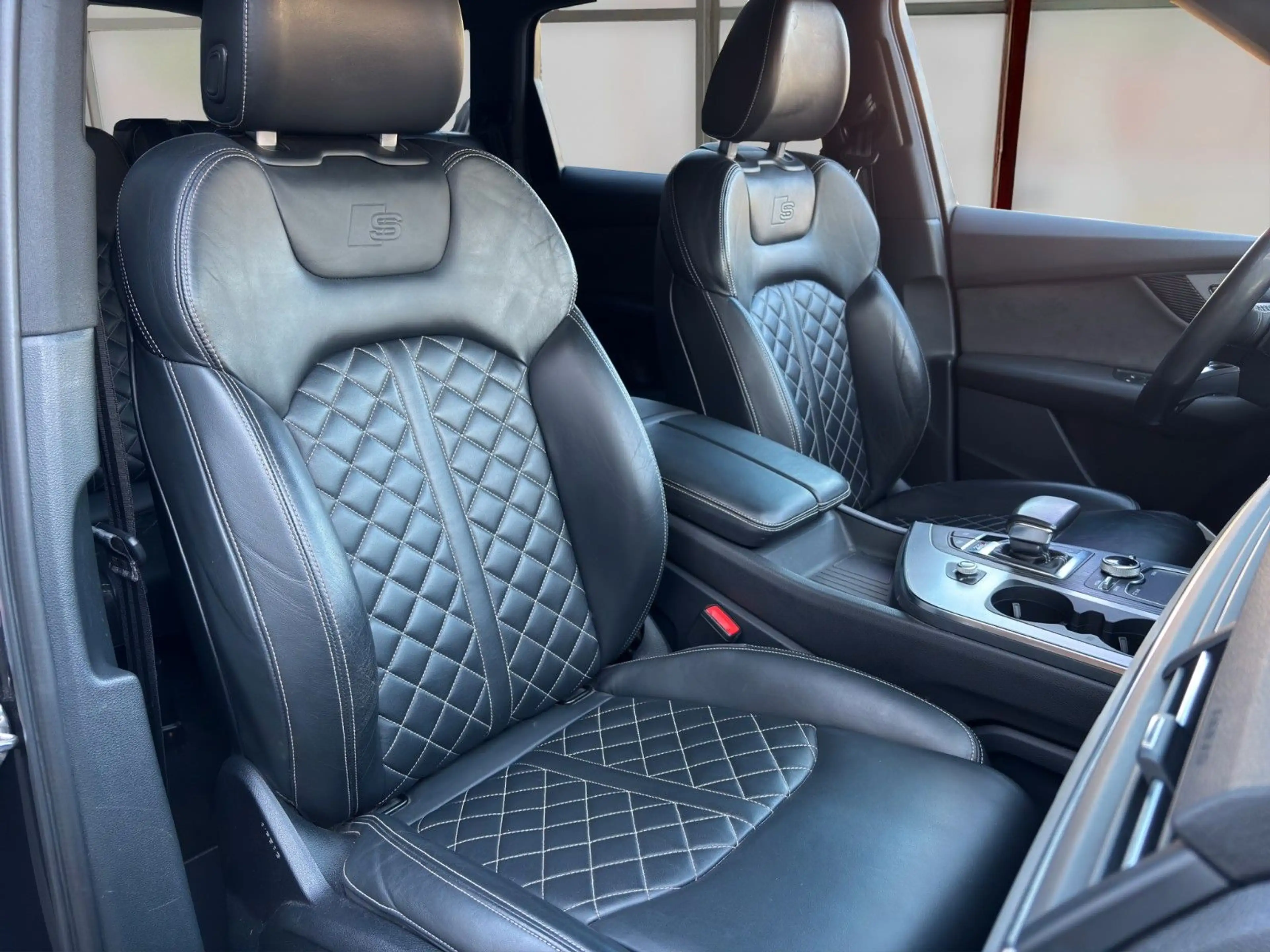 Audi SQ7 4.0 TDI quattro Navi*Kamera*AHK*Alu — photo 10