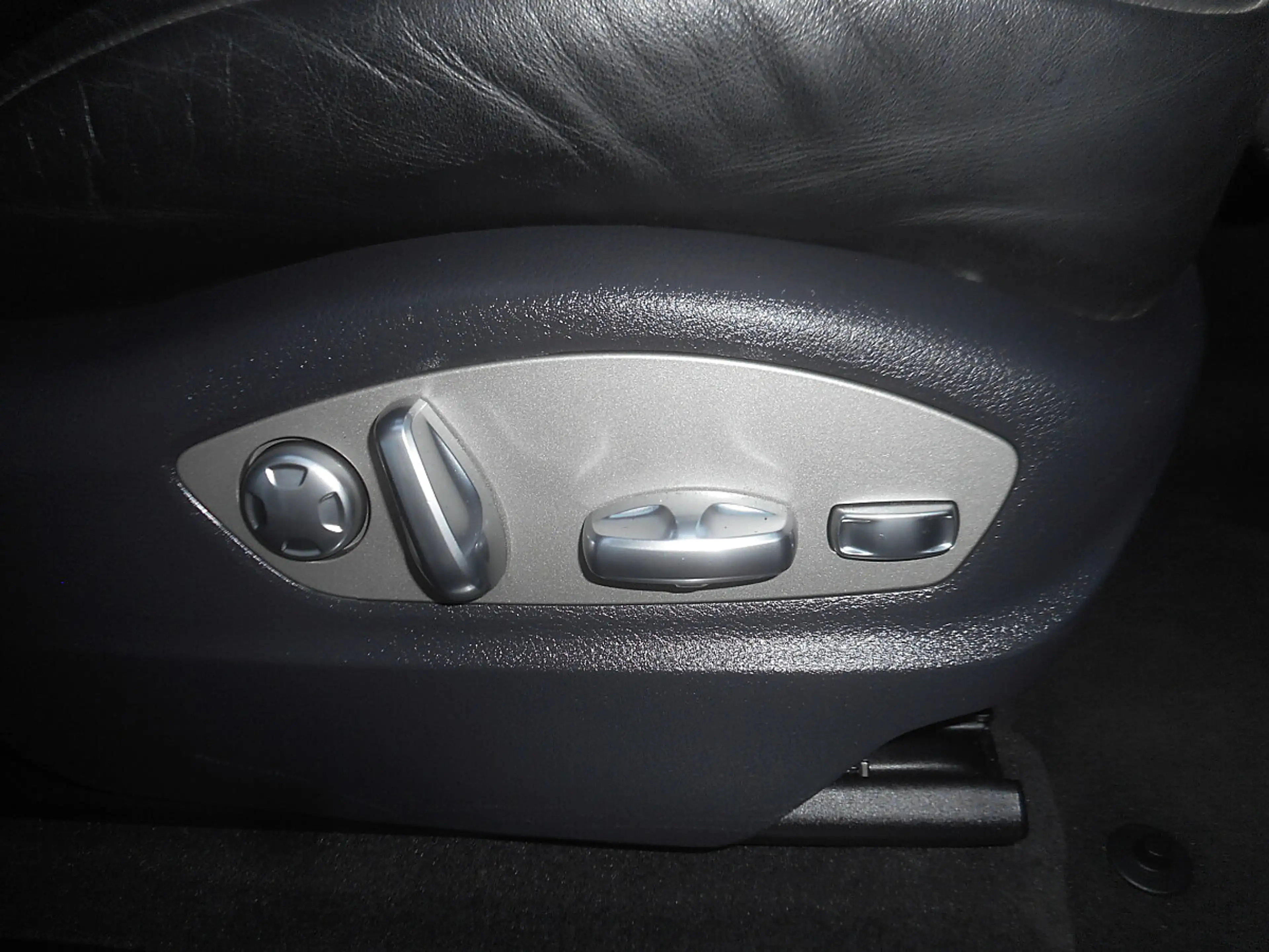 Porsche Macan S 3,0 21 Zoll Räder — photo 12