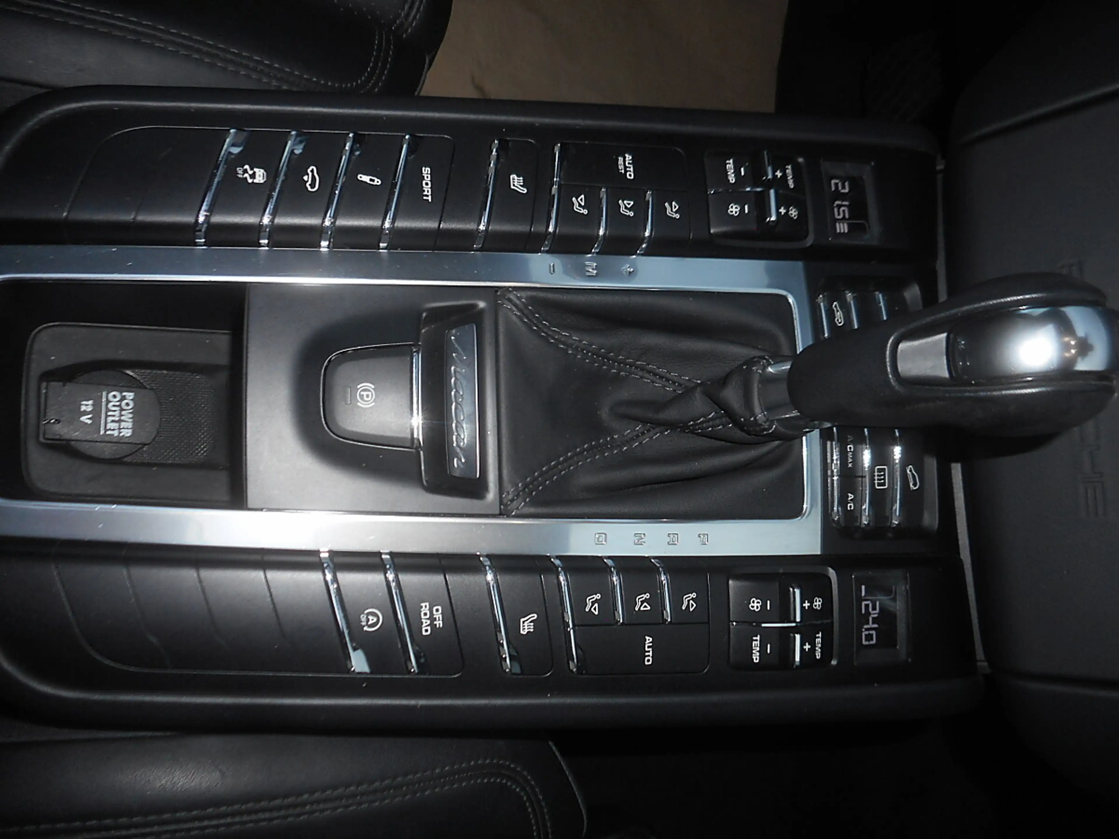 Porsche Macan S 3,0 21 Zoll Räder — photo 14