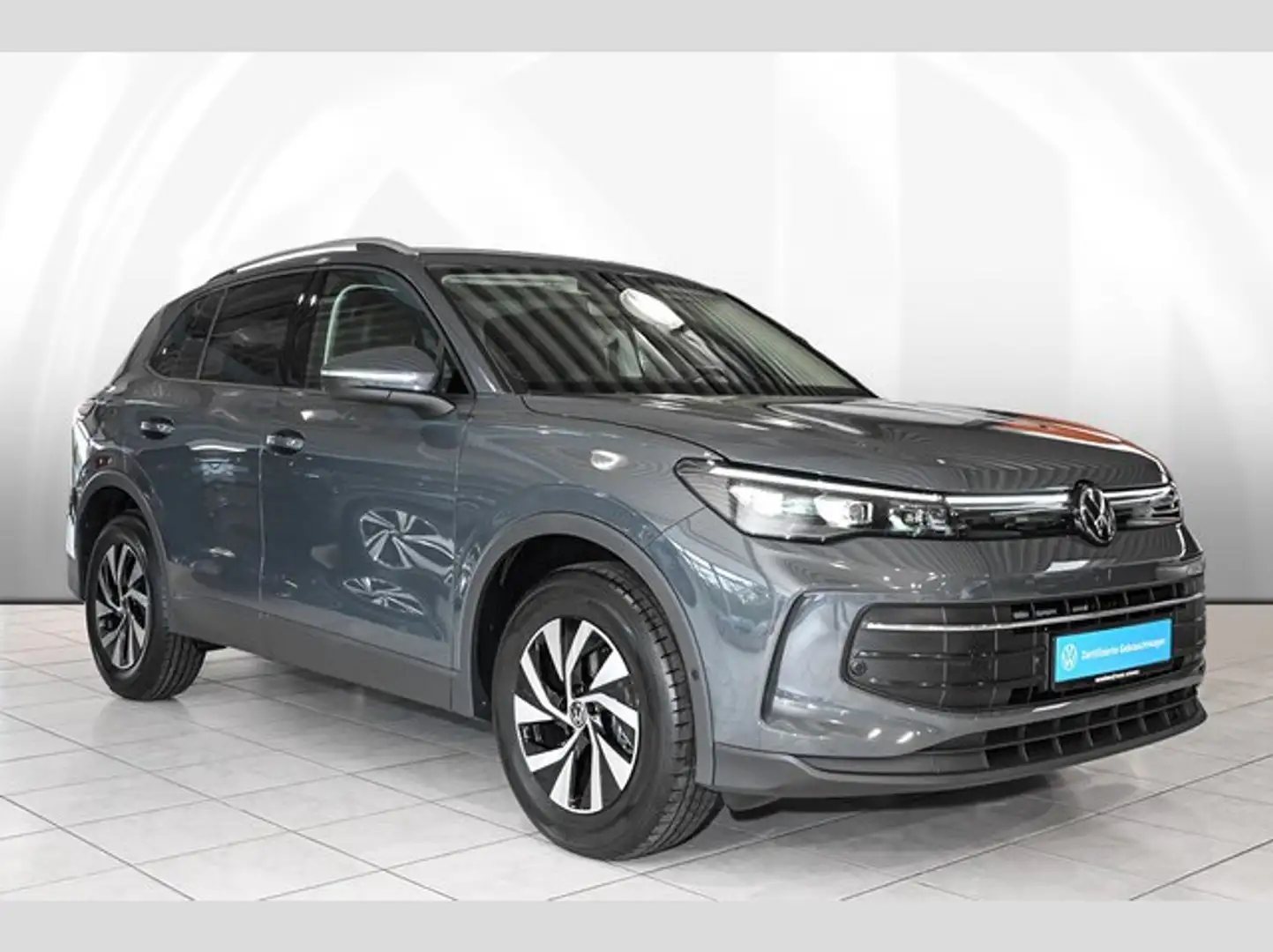 Volkswagen Tiguan 1.5 eTSI DSG Life Gris - 2